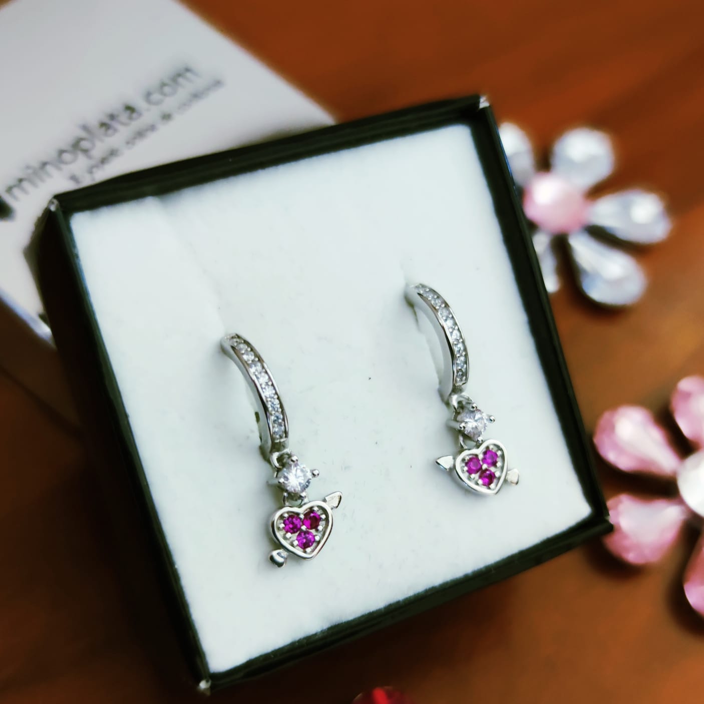 Aros de Plata de ley rodiada 12 Mm. Corazón colgante piedras 3