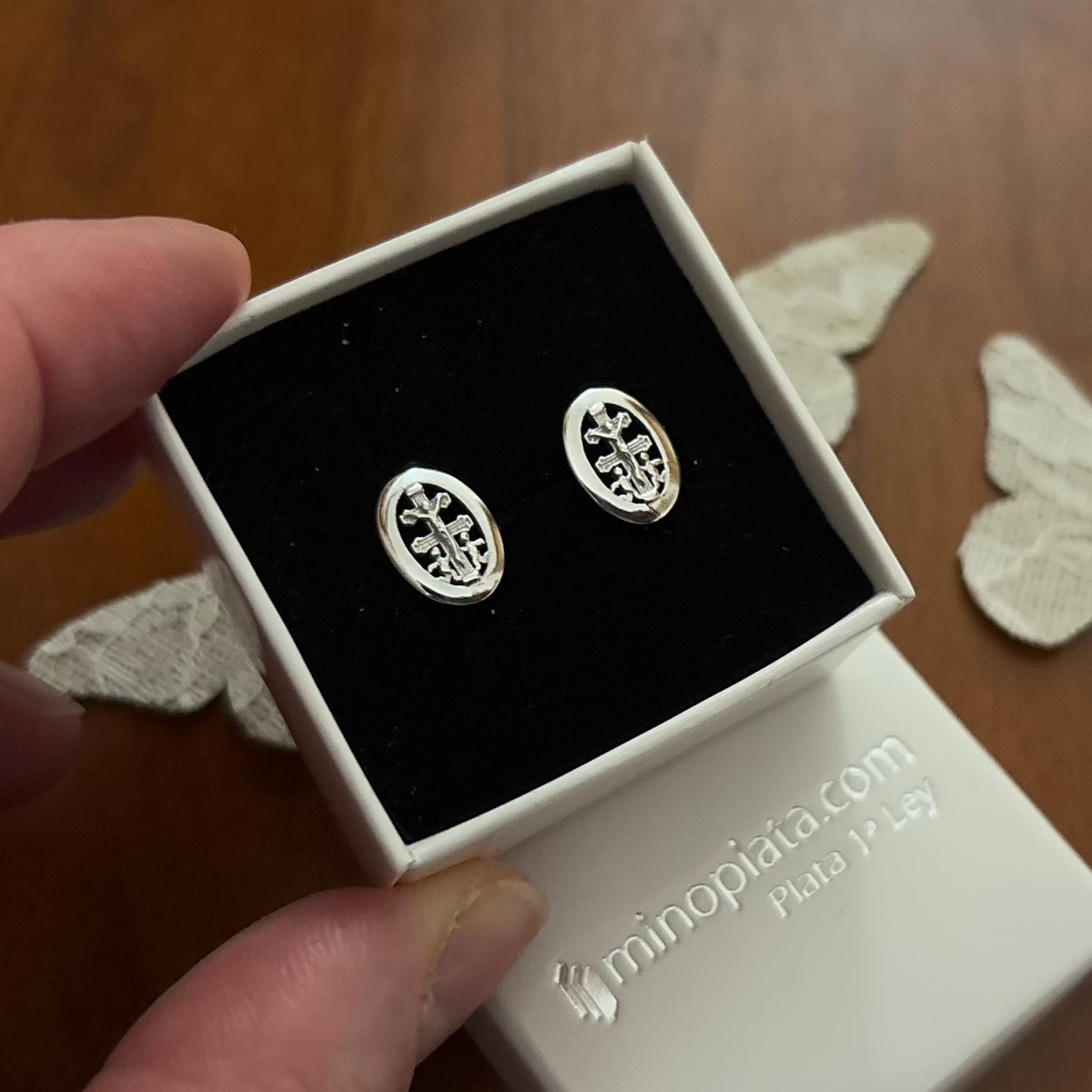 Pendientes Cruz de Caravaca cerco liso de Plata de ley rodiada 1