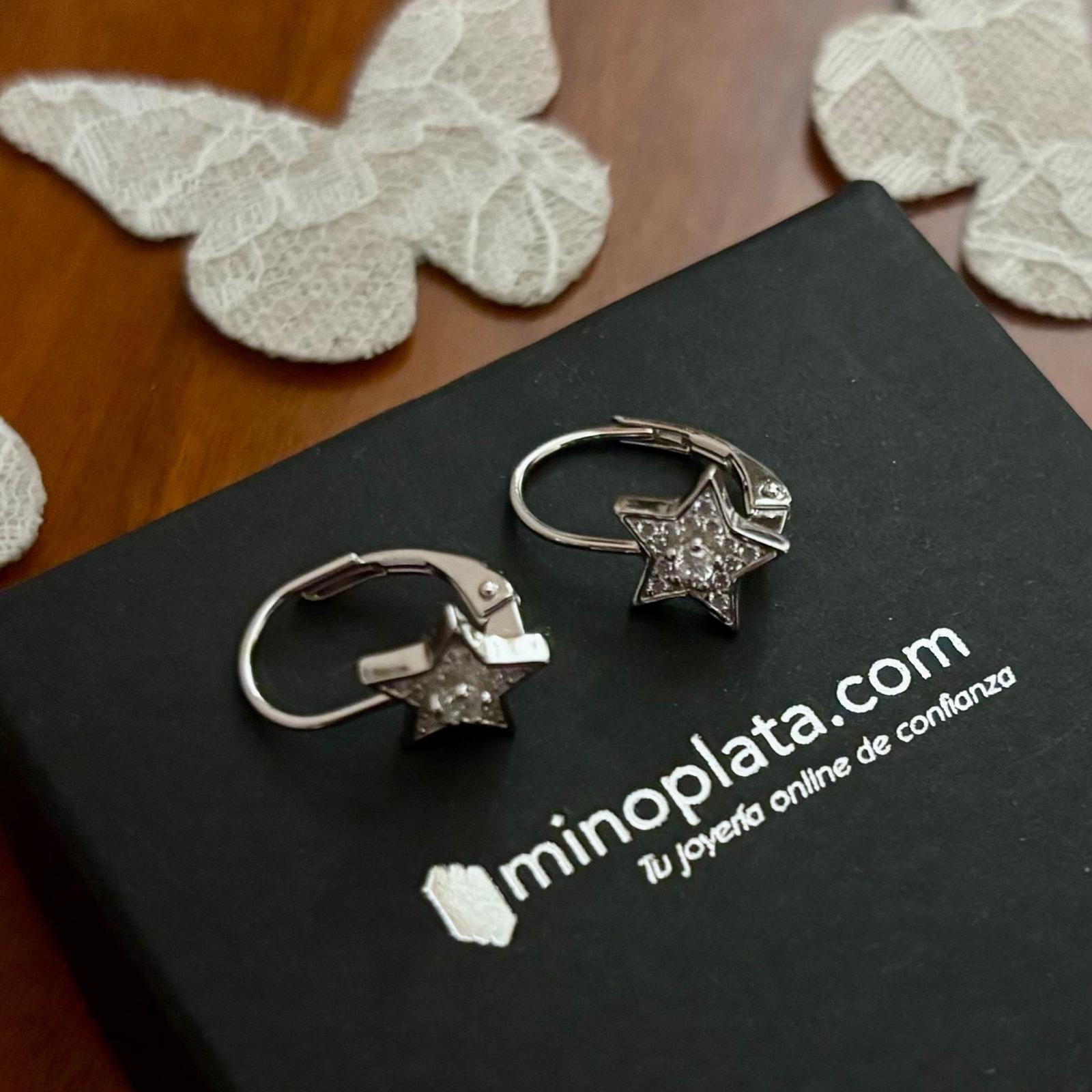 Pendientes estrella de Plata con Circonitas cierre ballesta