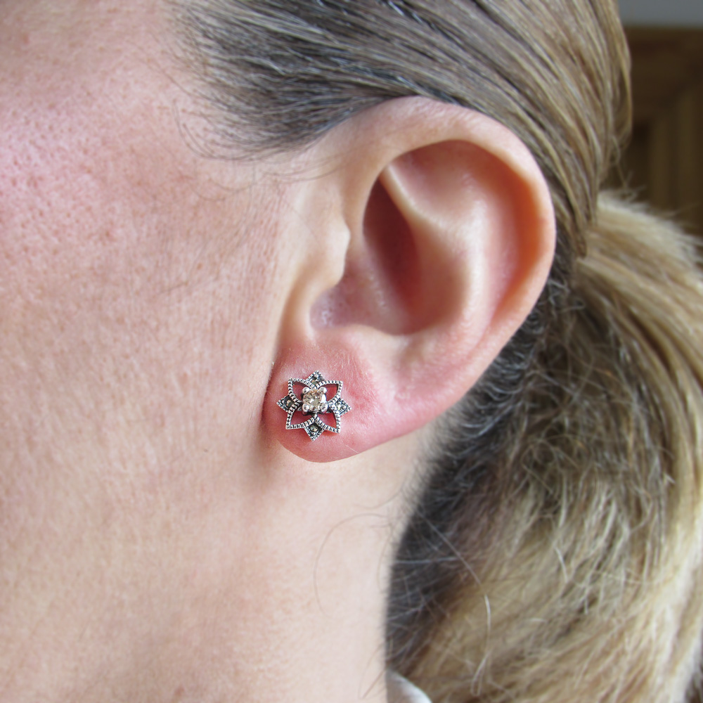 Pendientes estrella de Plata vieja con Marcasitas y Circonitas 2