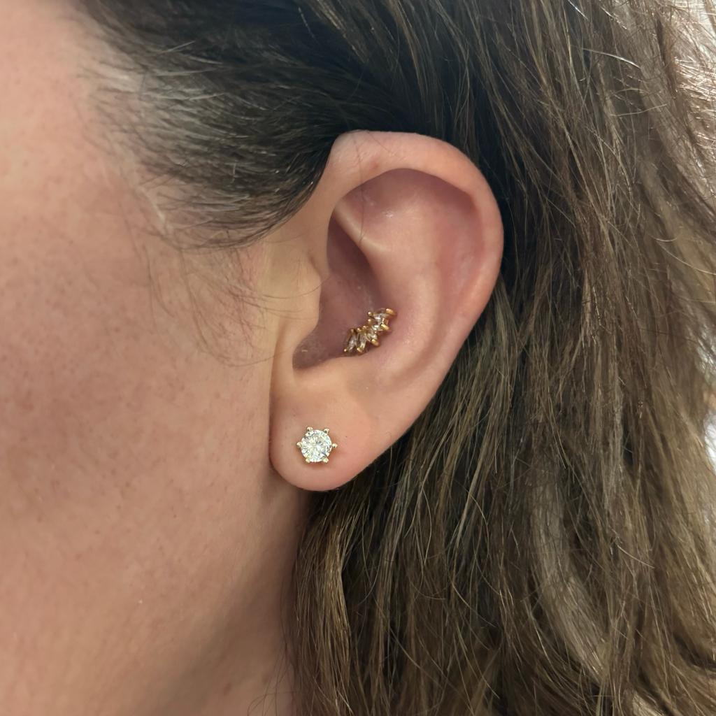 Pendientes garra 6mm de Plata dorada y Circonita 3