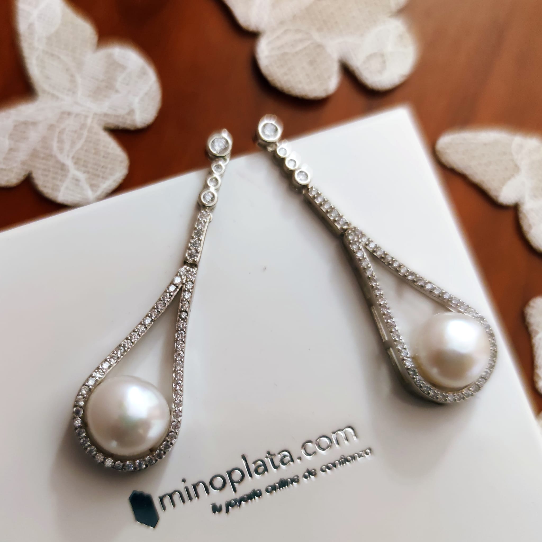 Pendientes largos de Plata con Perlas cultivadas y Circonitas 2