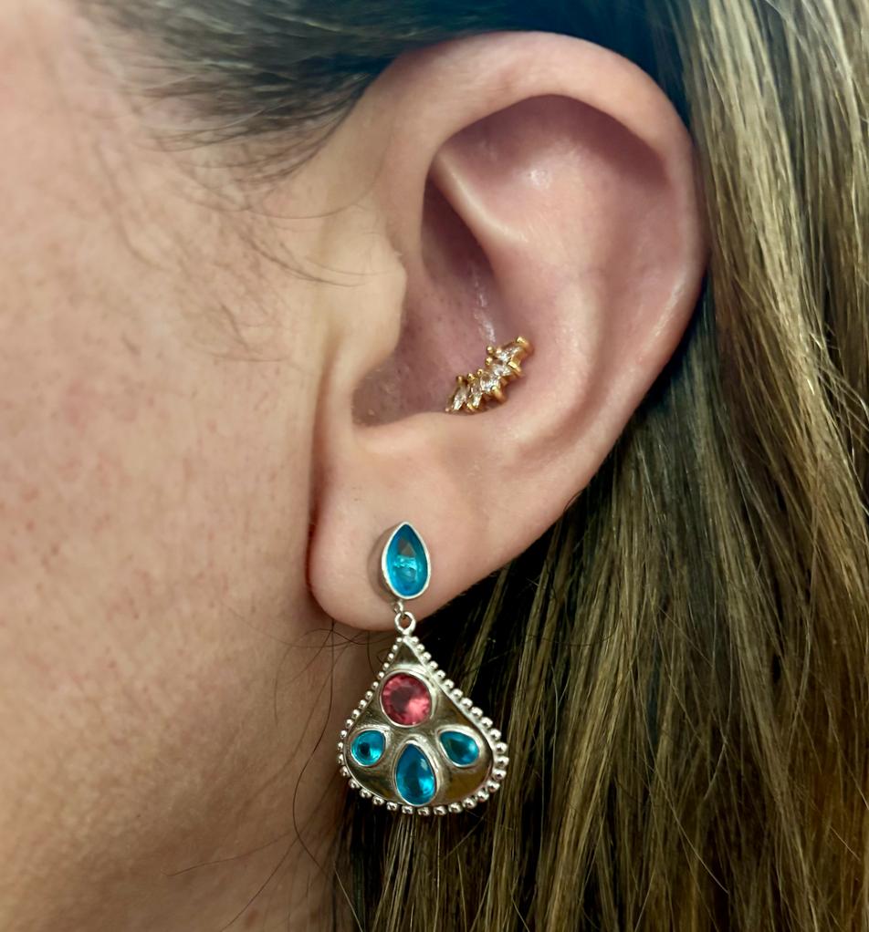 Pendientes de Plata de ley rodiada con piedras de colores