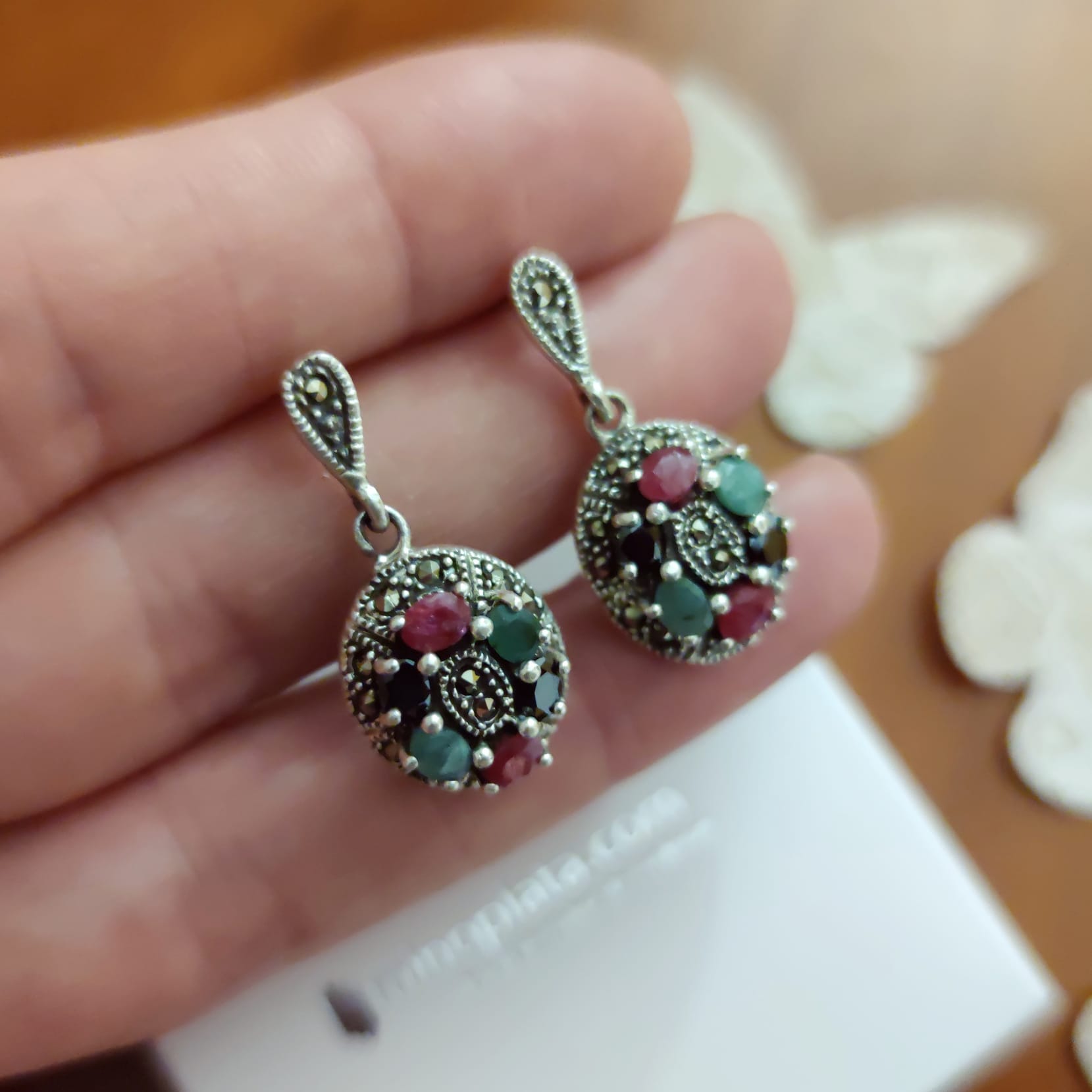 Pendientes de Plata envejecida con piedras Marcasitas, Zafiros, Granates y Esmeraldas