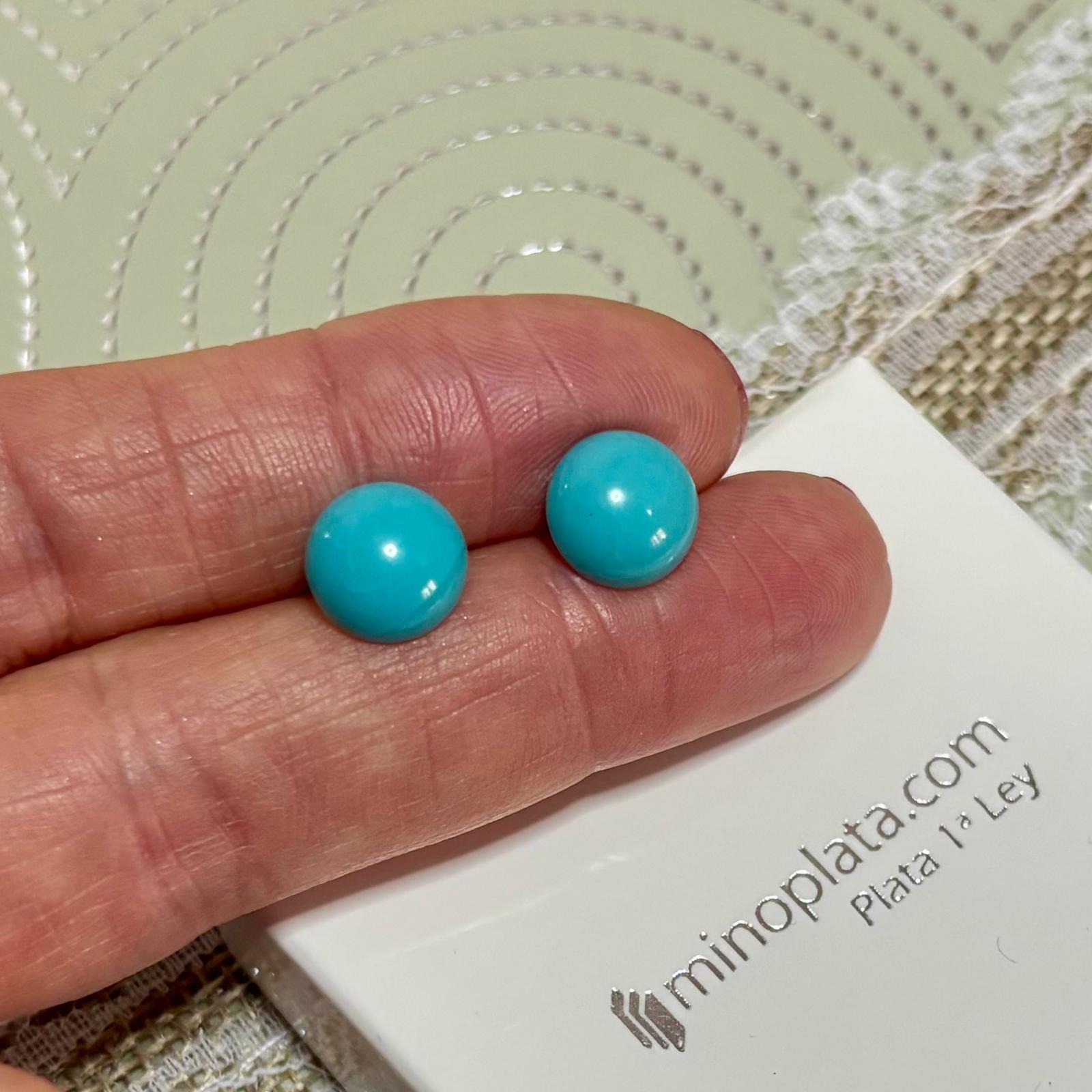 Pendientes media bola color turquesa 10mm en Plata de ley 925 2