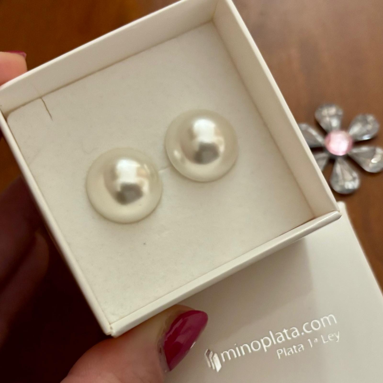 Pendiente de Plata con Perla 18mm cierre Omega 2