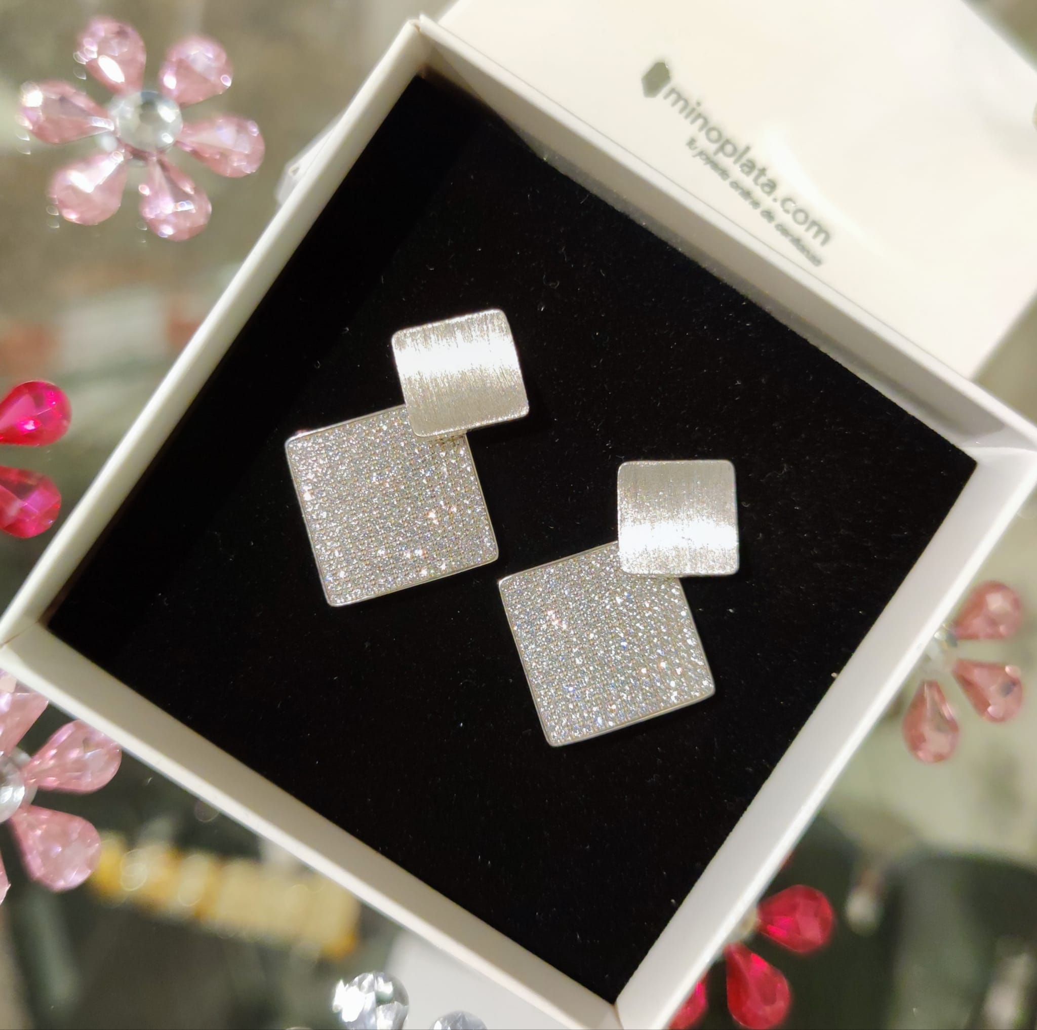 Pendientes cuadrados de Plata matizada y Circonitas micro 4