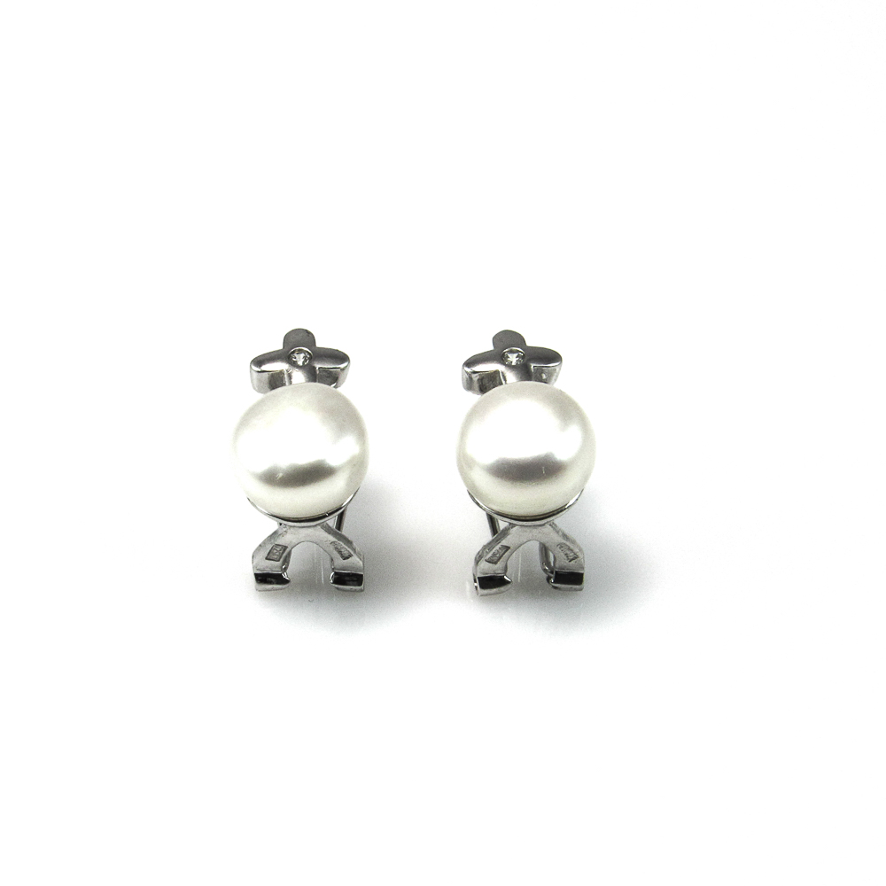 Pendientes de Plata rodiada con Perlas y Circonita cierre omega