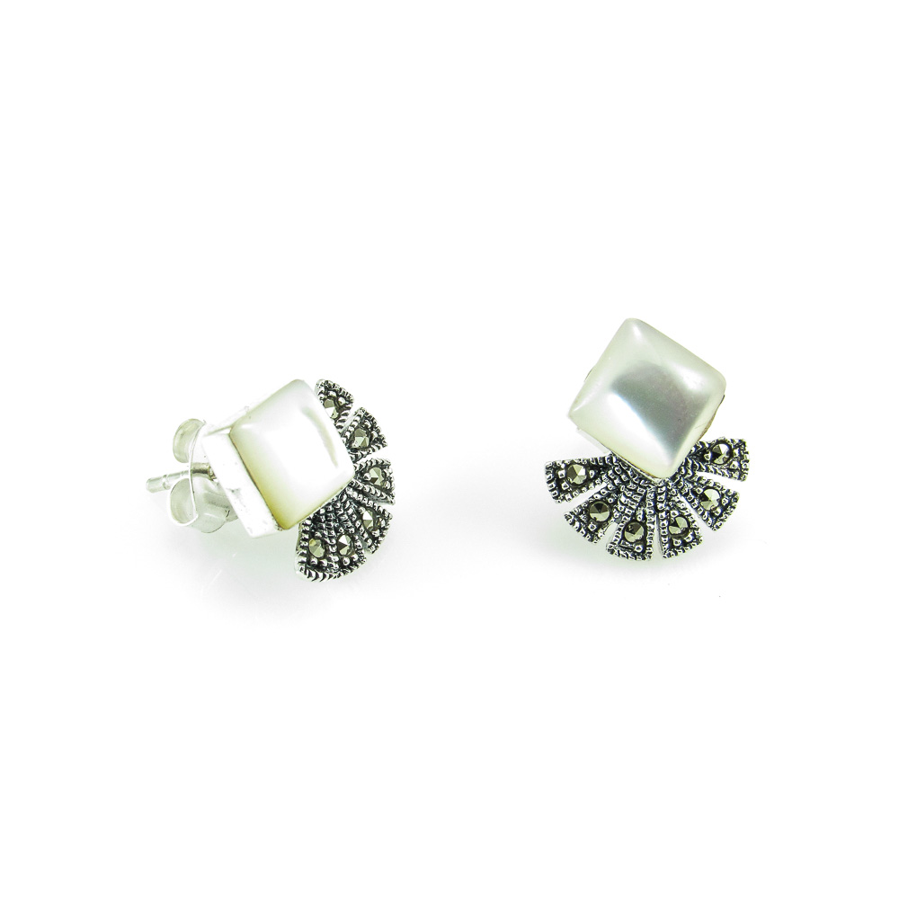 Pendientes abanico de Plata vieja con Nácar y Marcasitas_1