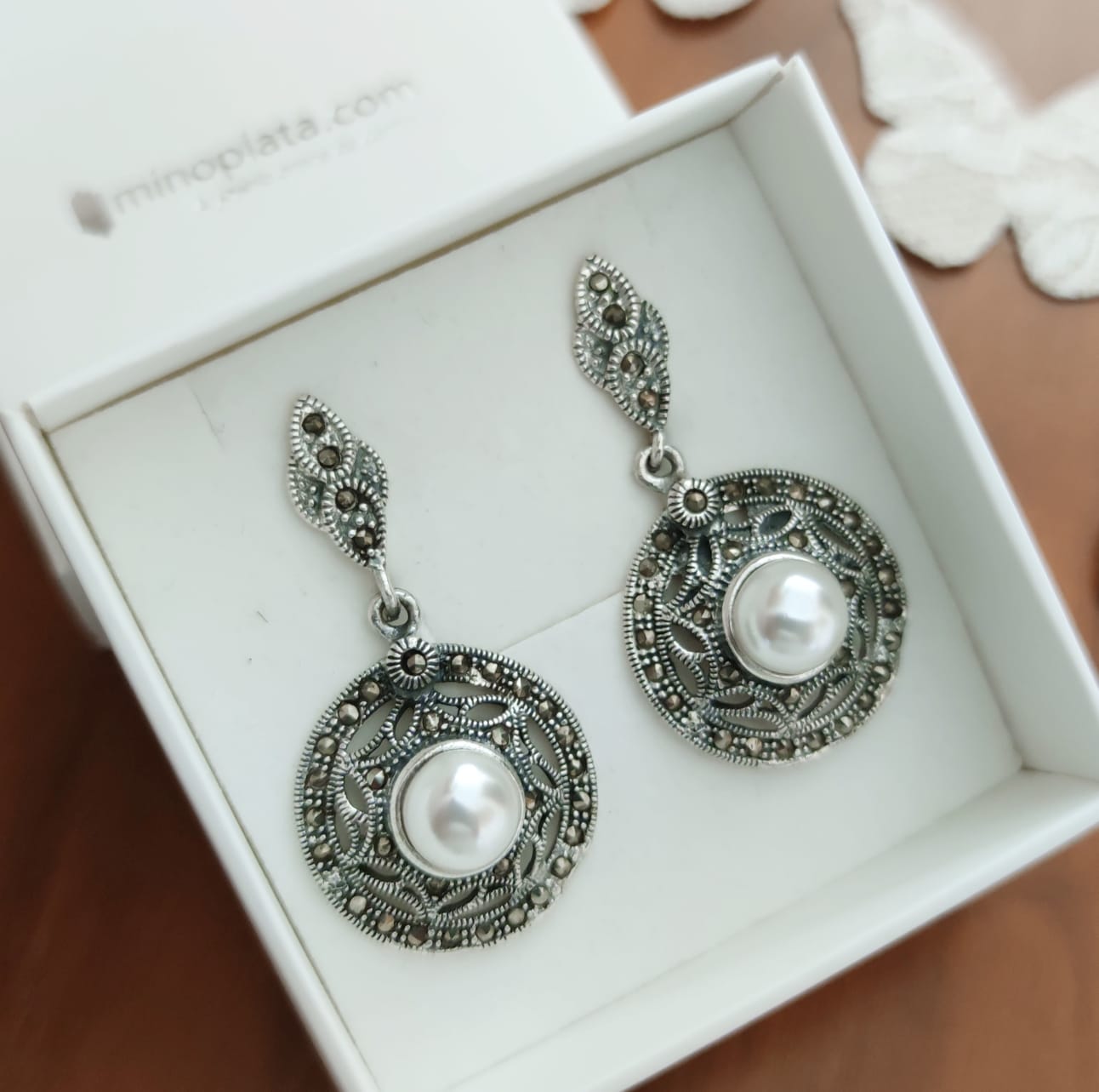 Pendientes calados Perlas cultivadas y Marcasitas en Plata vieja 3