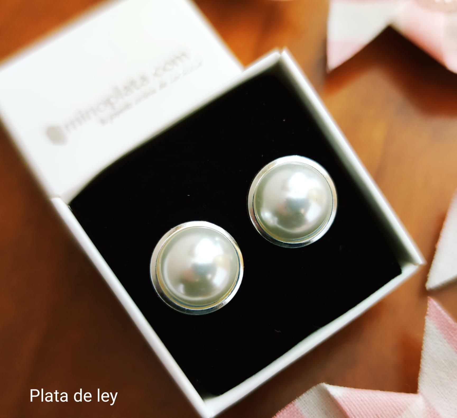 Pendientes media Perla 14mm con cerco de Plata de ley 3
