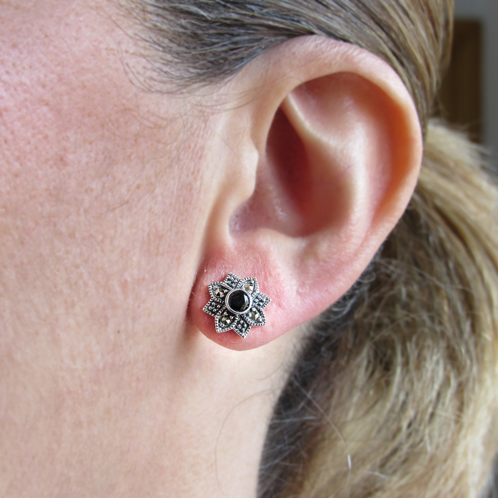 Pendientes mujer en Plata vieja y Marcasitas con piedra negra 2