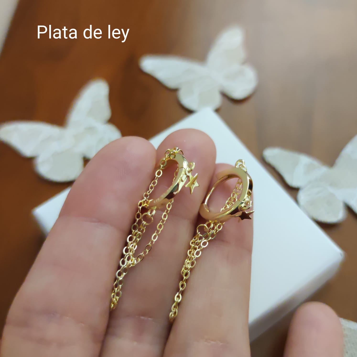 Aros de Plata dorada con estrella y cadenitas colgantes_1