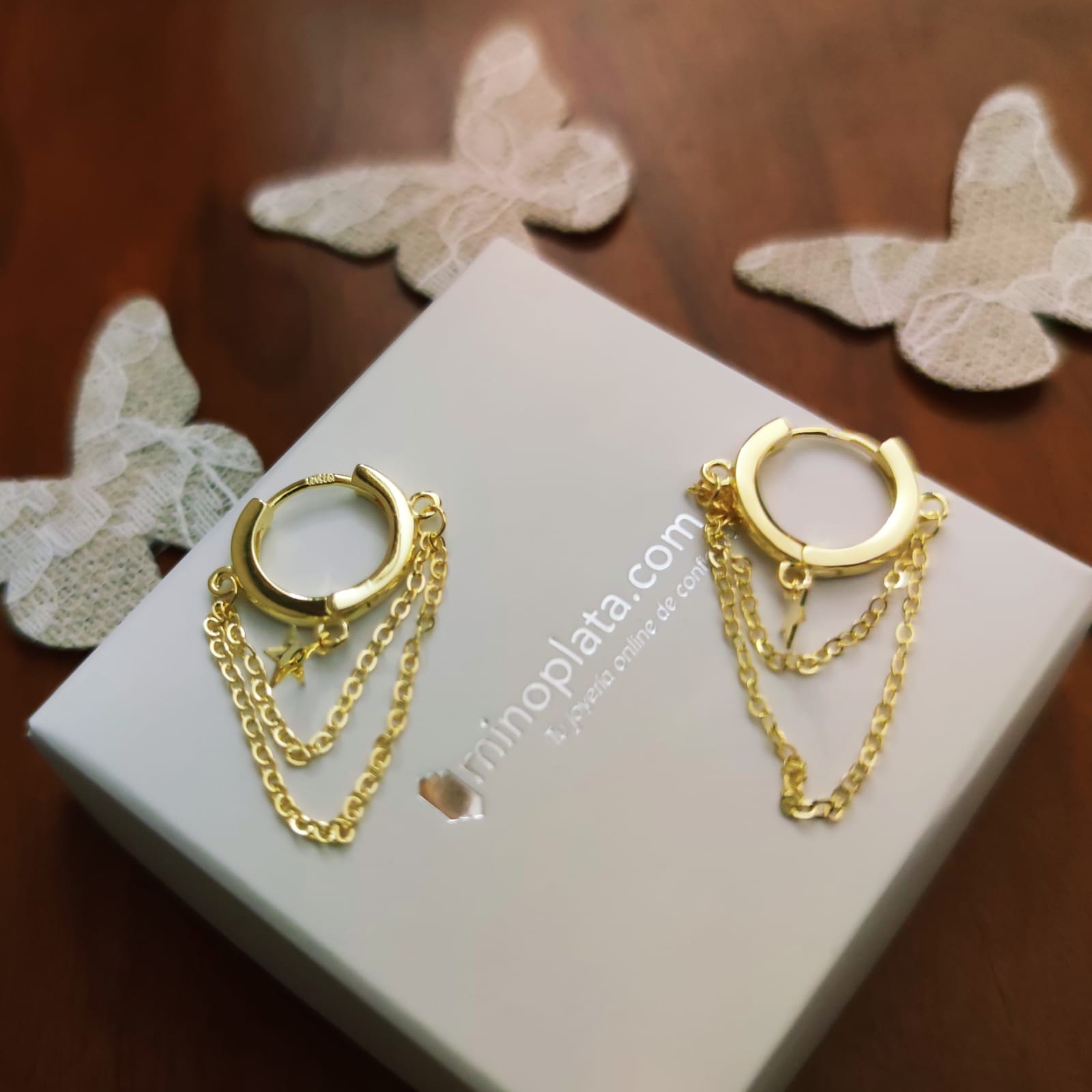 Aros de Plata dorada con estrella y cadenitas colgantes 3