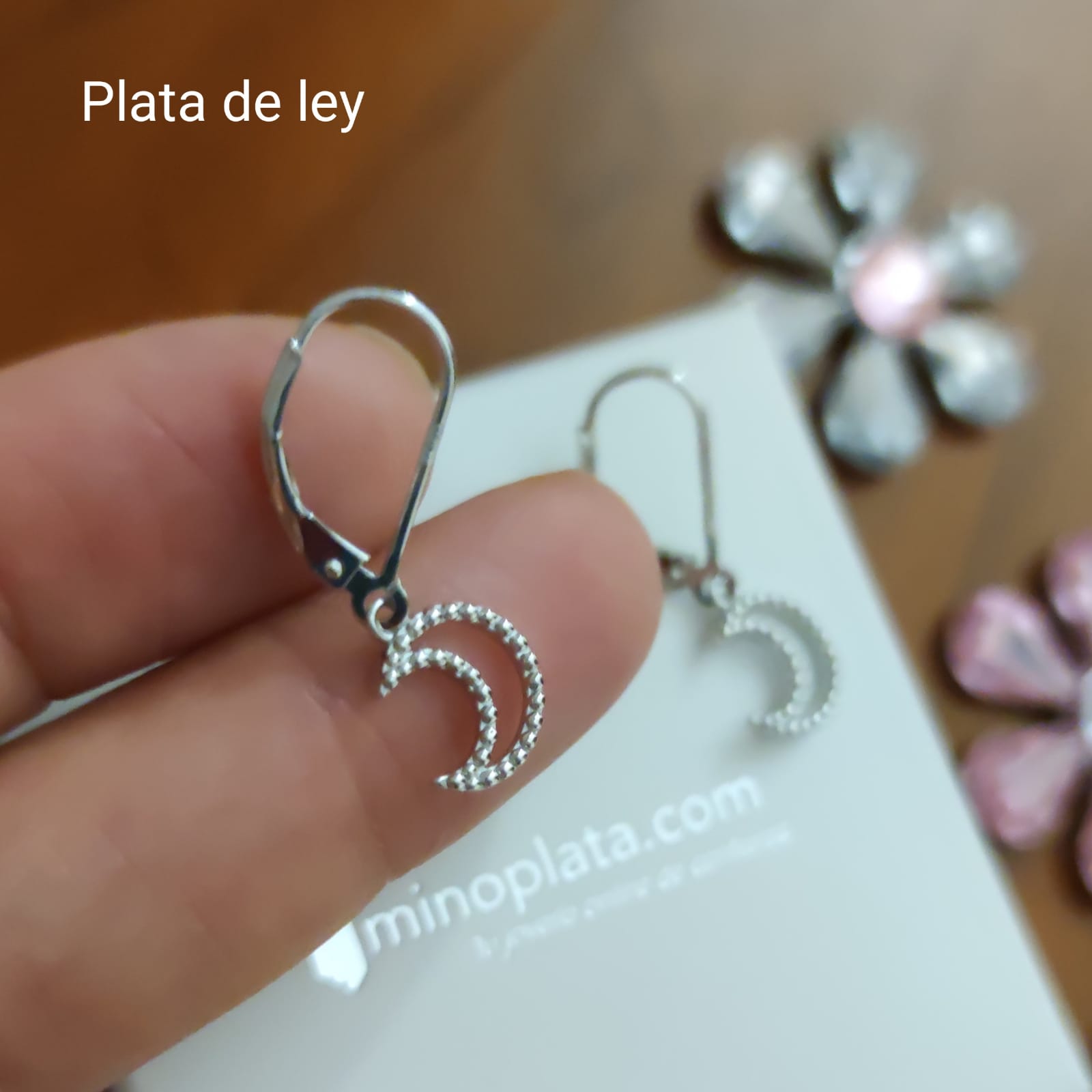 Pendientes luna colgante estriada de Plata de ley 1