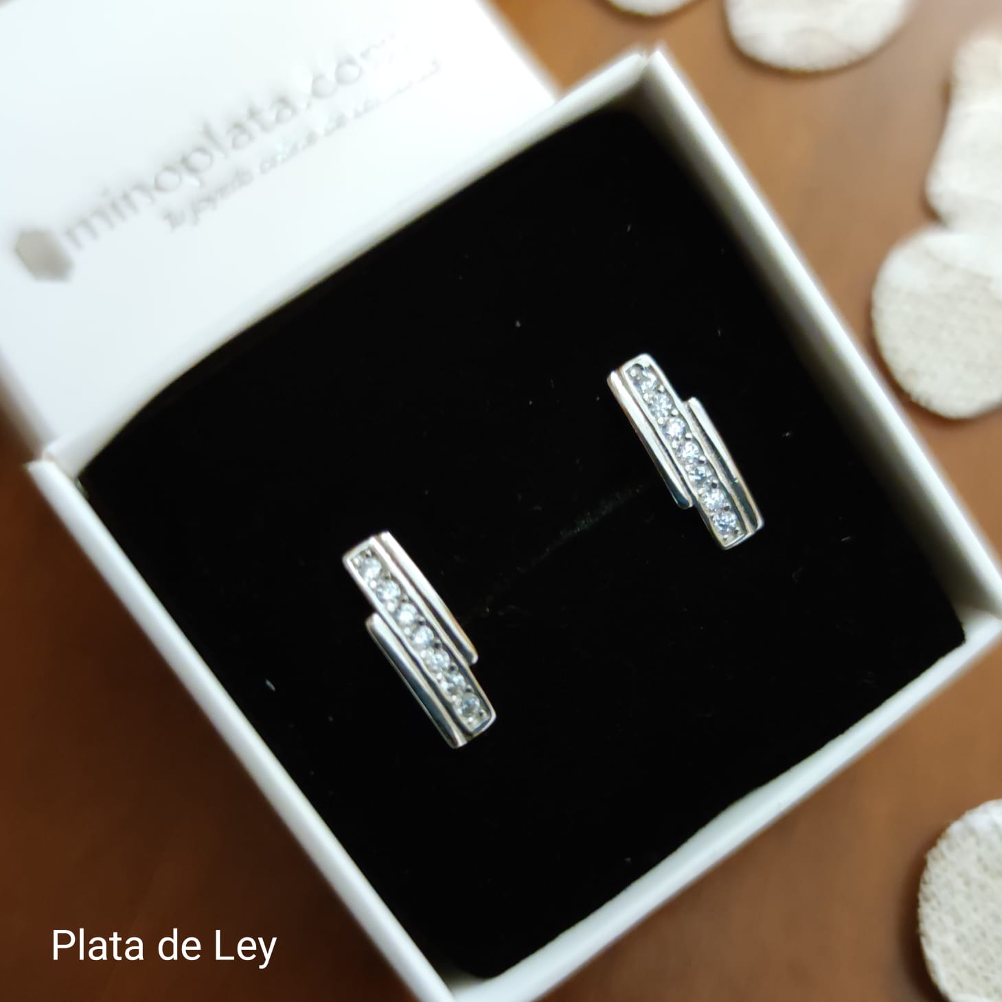 Pendientes de Plata y Circonitas blancas con cierre catalán 2