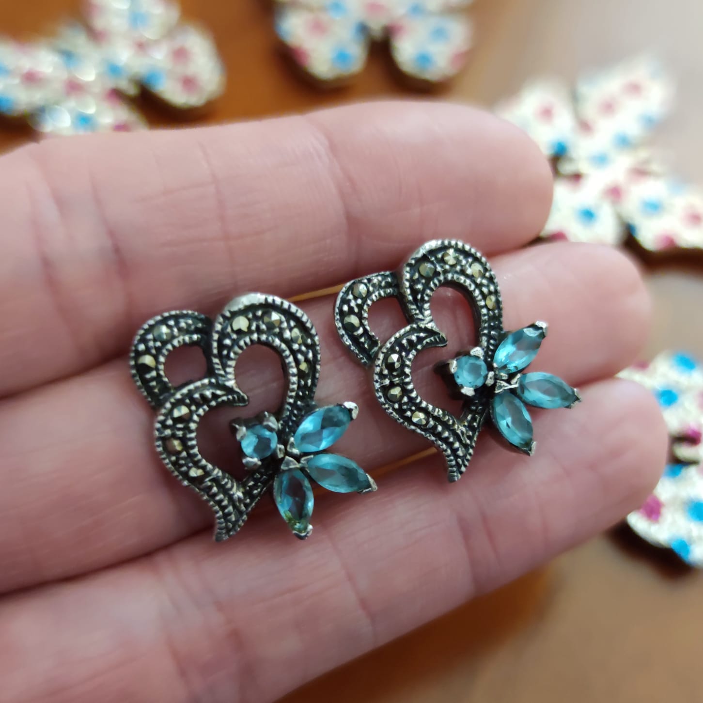 Pendientes calados de Plata vieja con Marcasitas y Topacio 1
