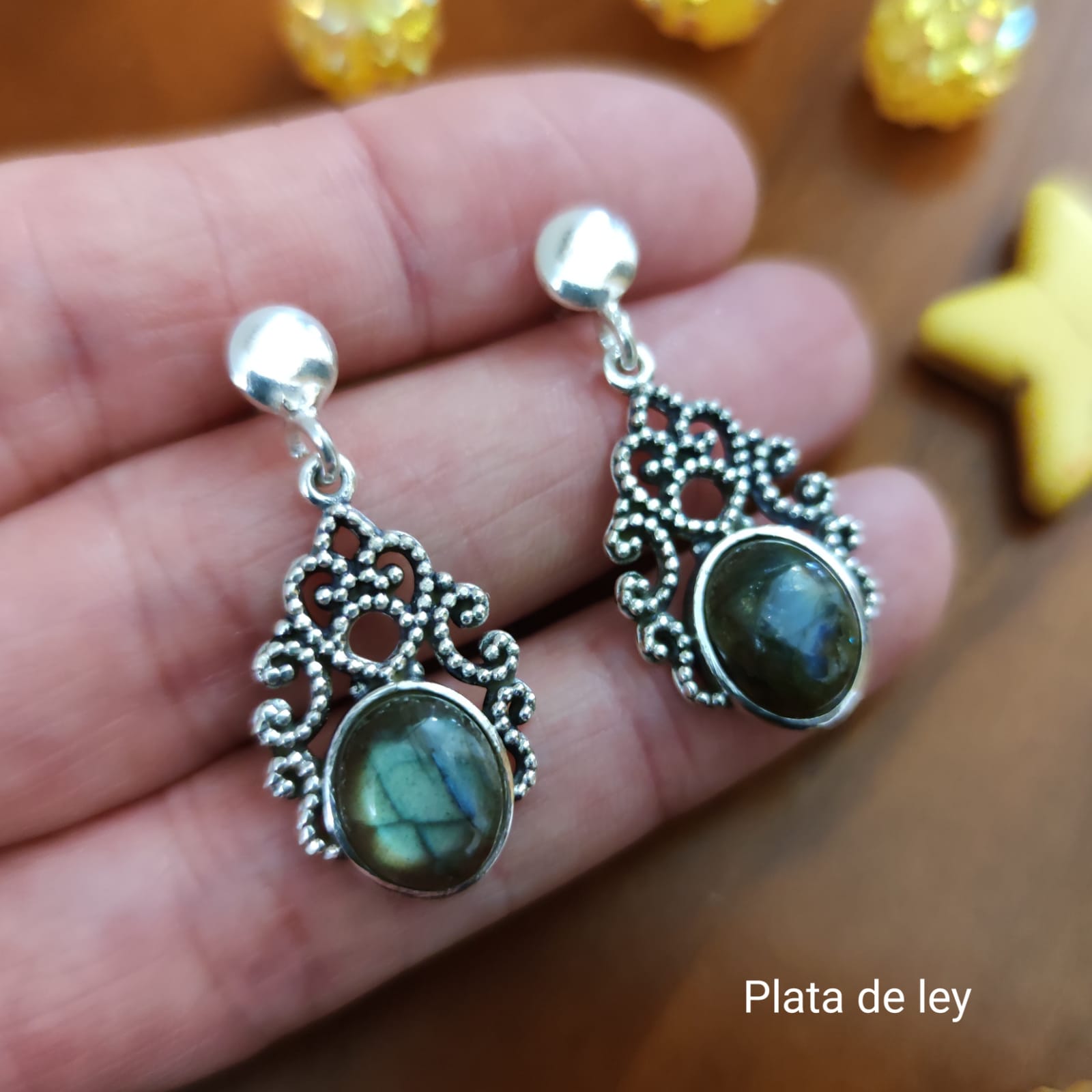 Pendientes calados de Plata envejecida con piedra Labradorita 1