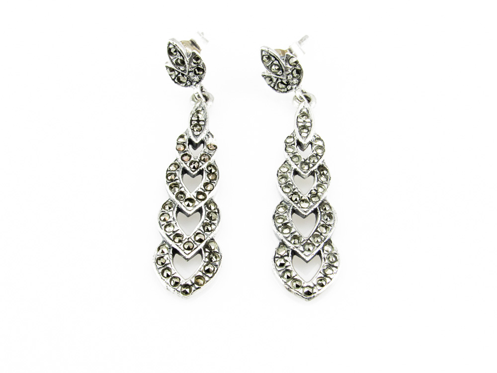 Pendientes largos de mujer en Plata vieja y Marquesitas