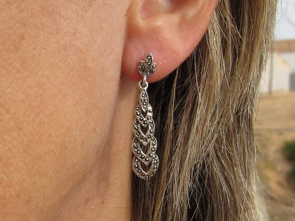 Pendientes largos de mujer en Plata vieja y Marquesitas_1