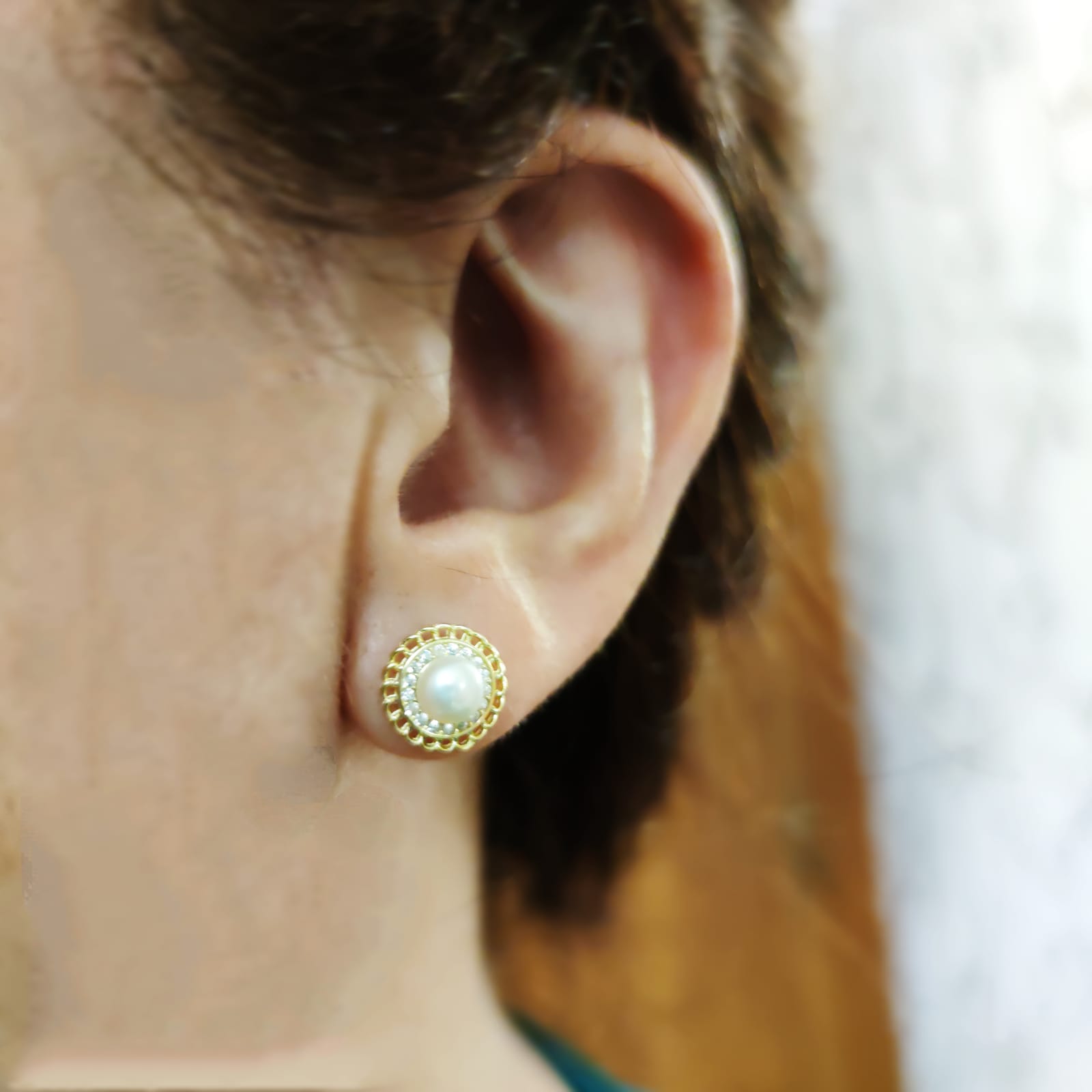 Pendientes de Plata chapada dorada con Perla y Circonitas 2