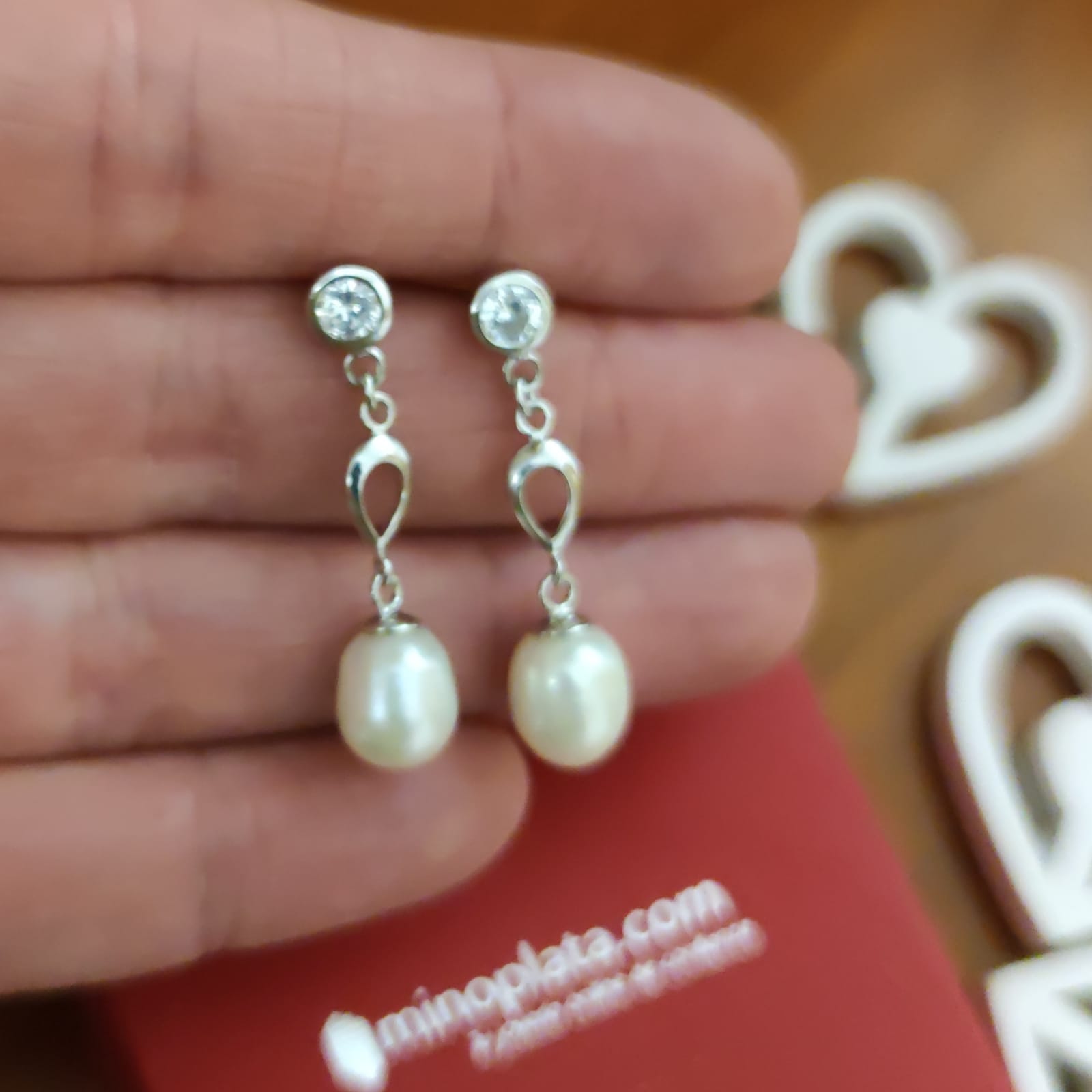 Pendientes de Plata rodiada con Perlas cultivadas y Circonita 1