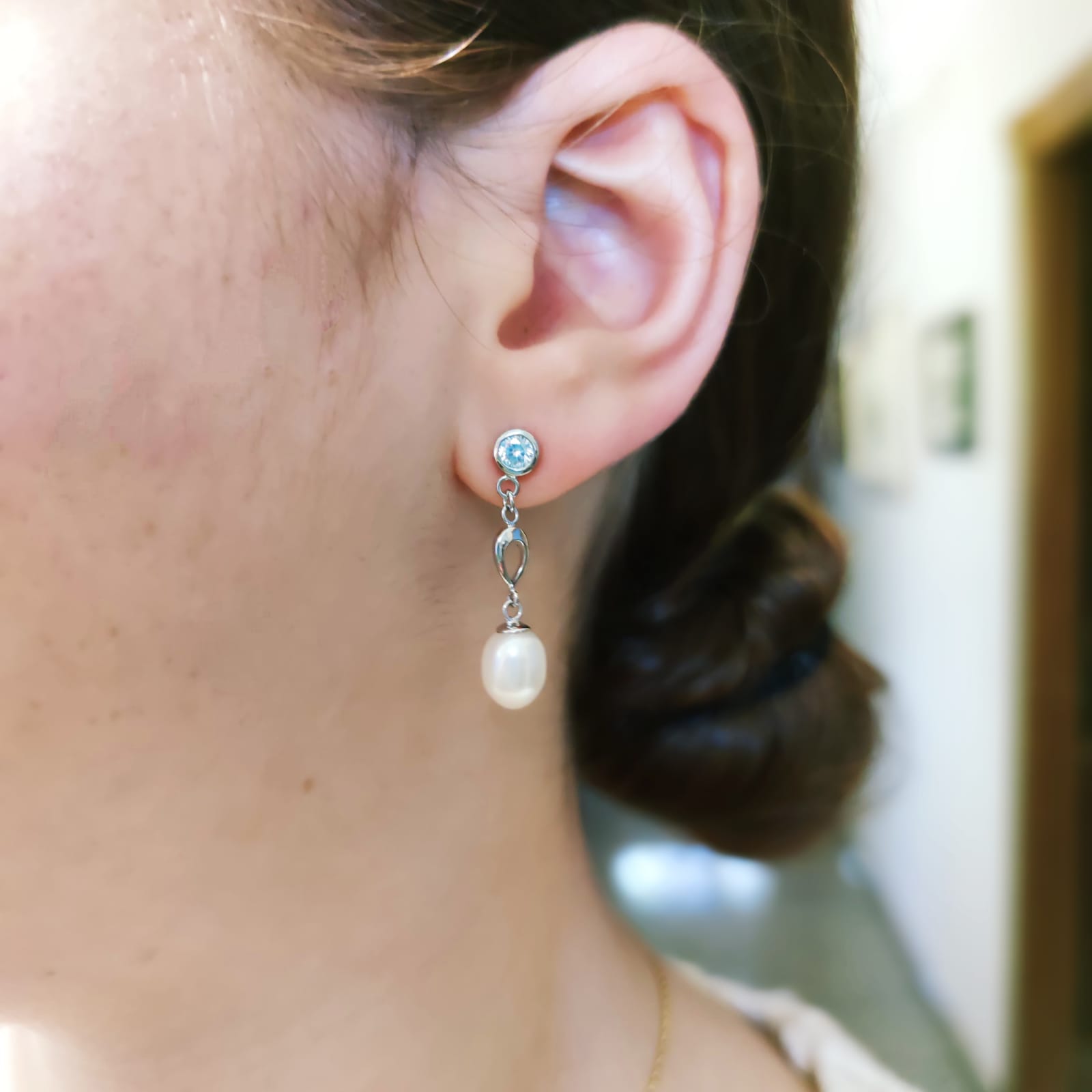 Pendientes de Plata rodiada con Perlas cultivadas y Circonita 3