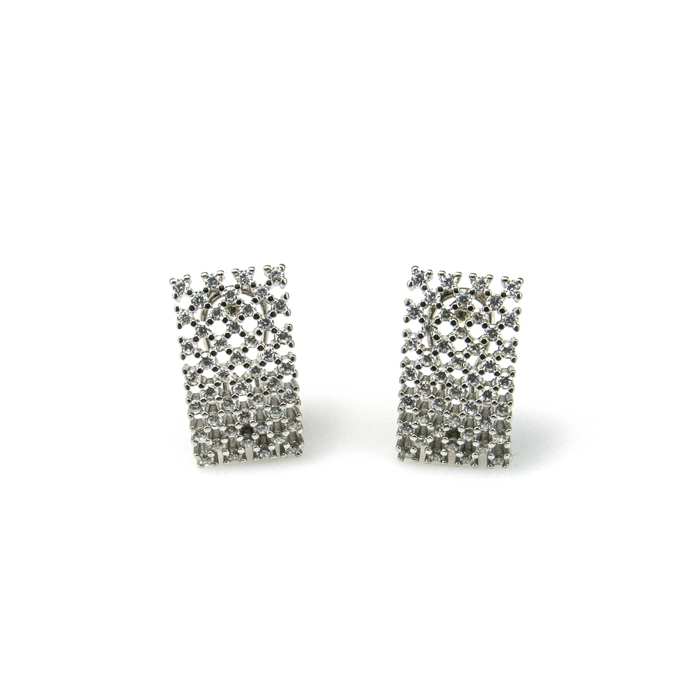 Pendientes de Plata rodiada y Circonitas con cierre Omega