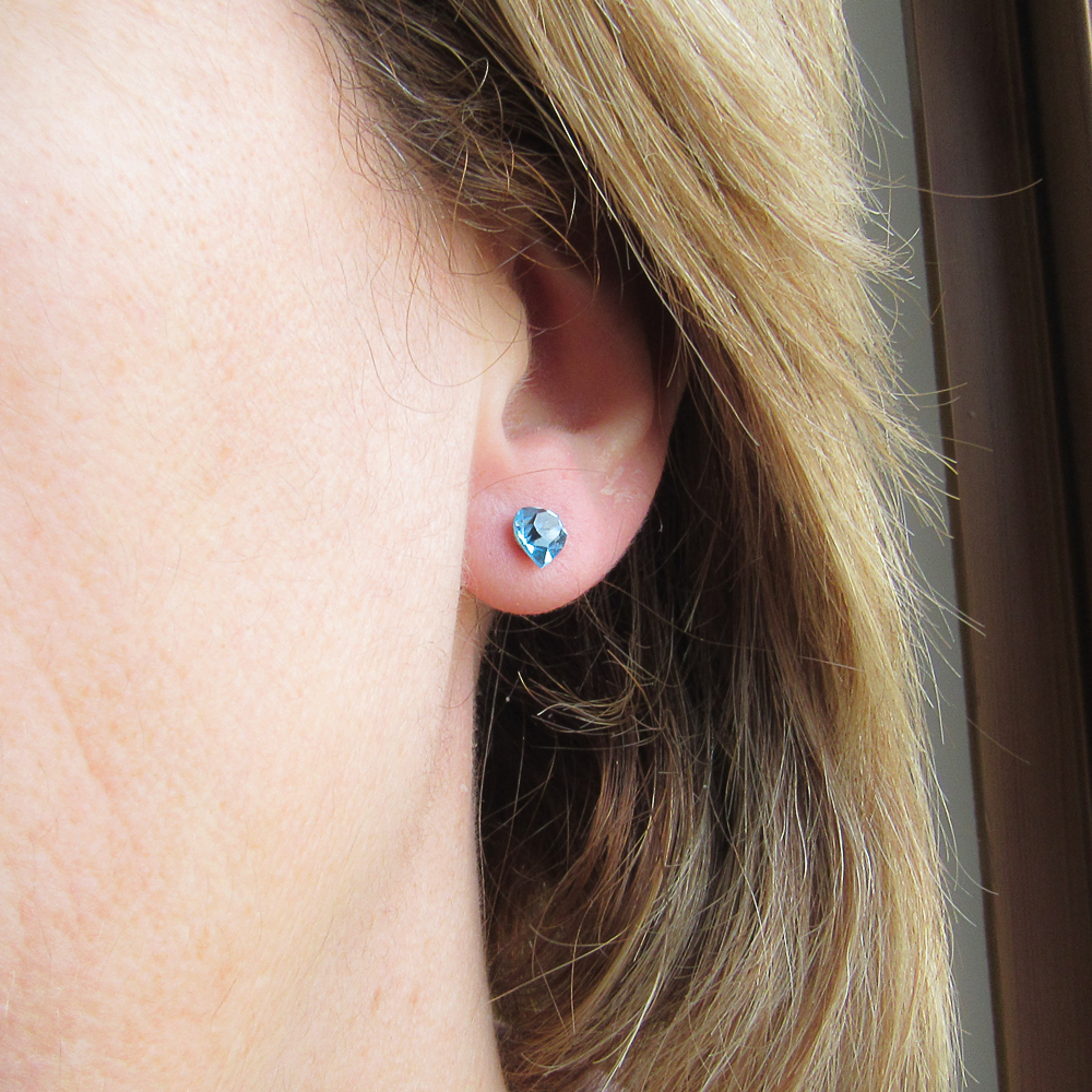 Pendientes corazones de Plata y cristal Swarovski azul 1
