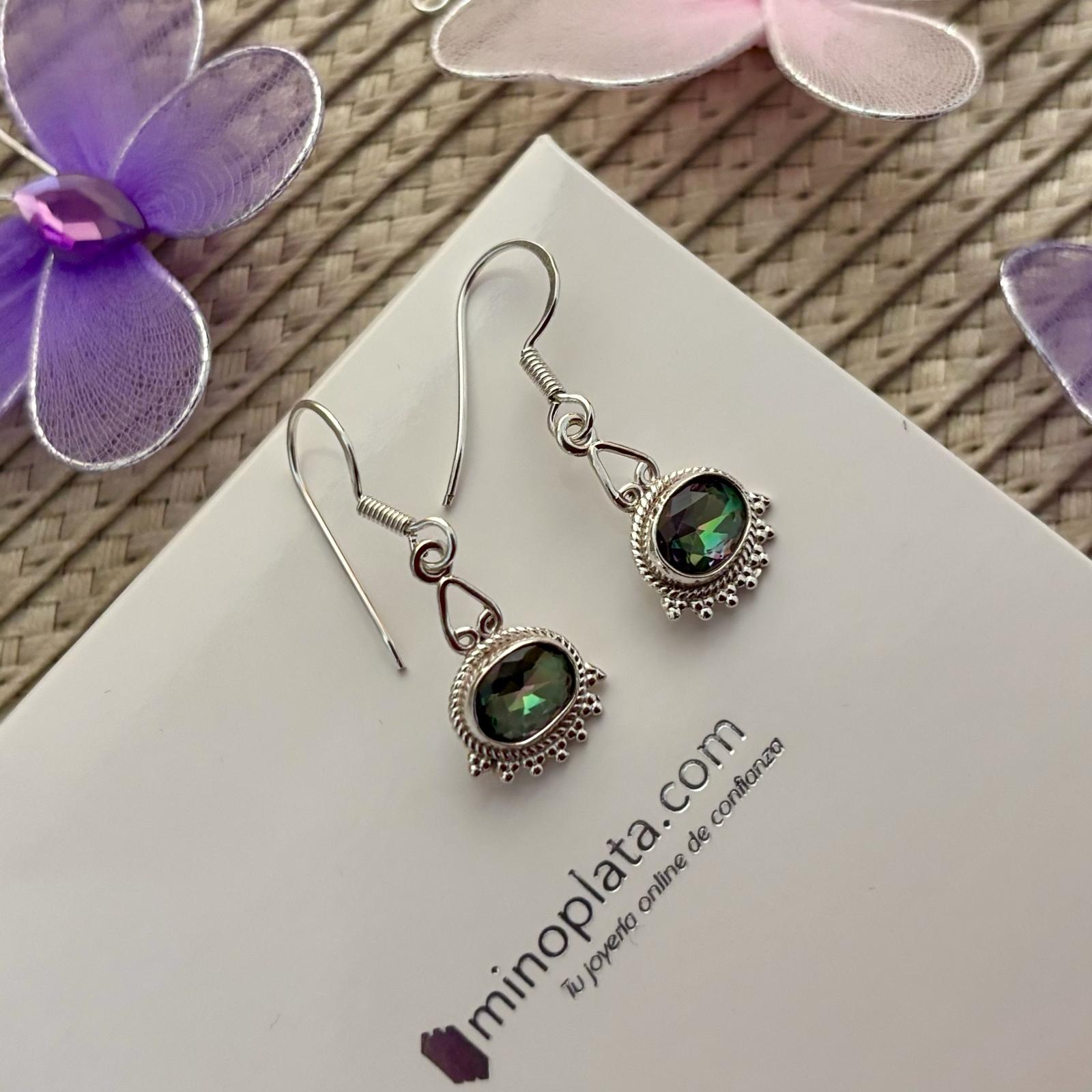 Pendientes largos picos de Plata y piedra natural Topacio Místico