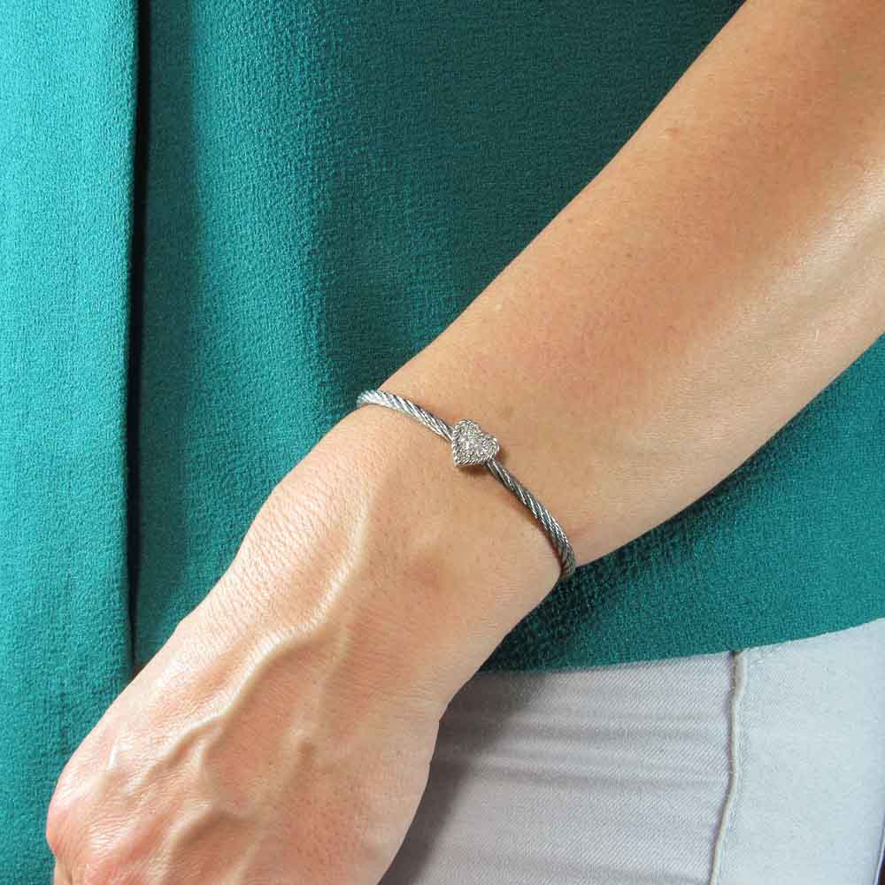 Pulsera chica en Acero con Corazón de Plata y Circonitas 1