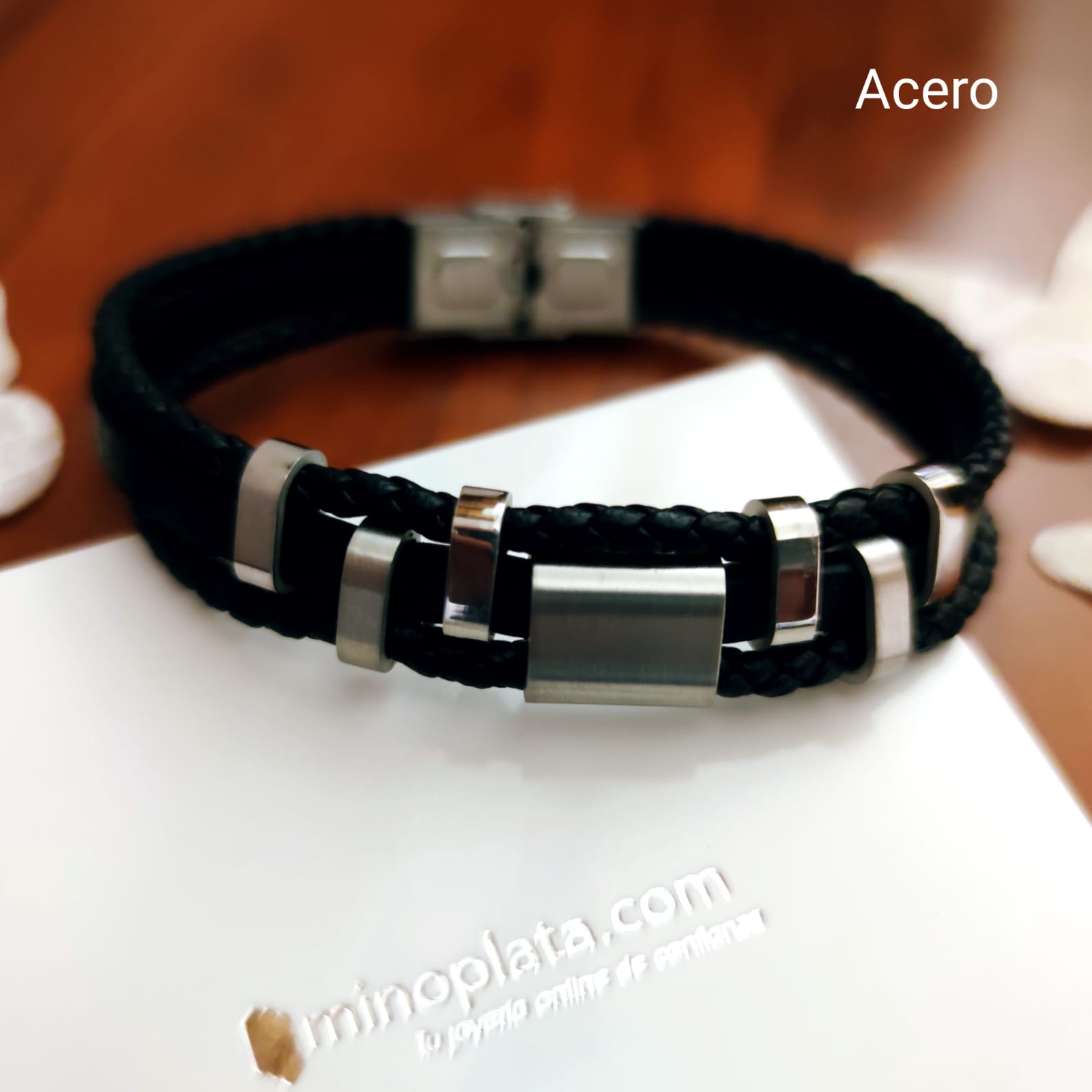 Pulsera de Cuero negro con cierre y motivos en Acero