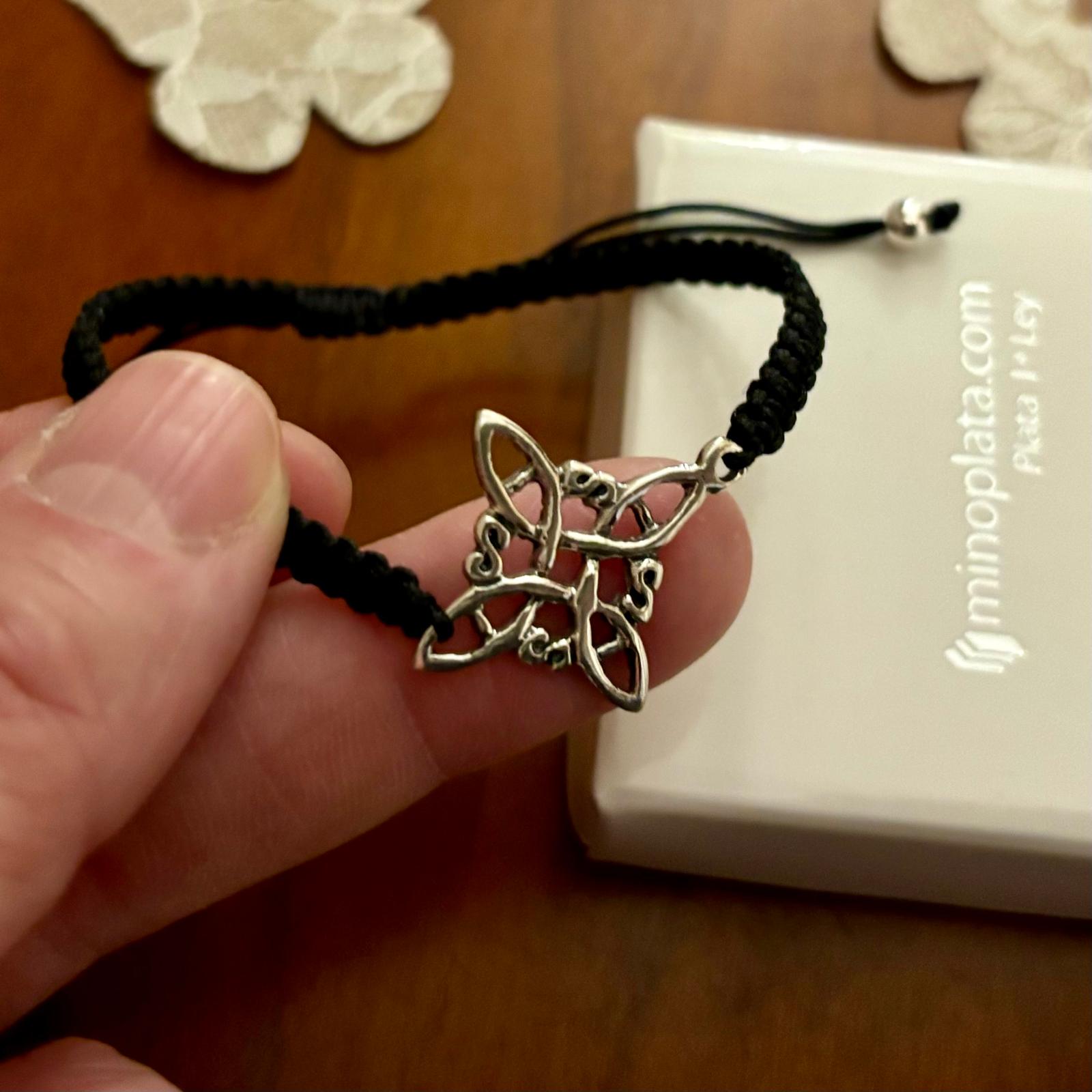 Pulsera nudo de bruja de Plata trenza hilo negro ajustable