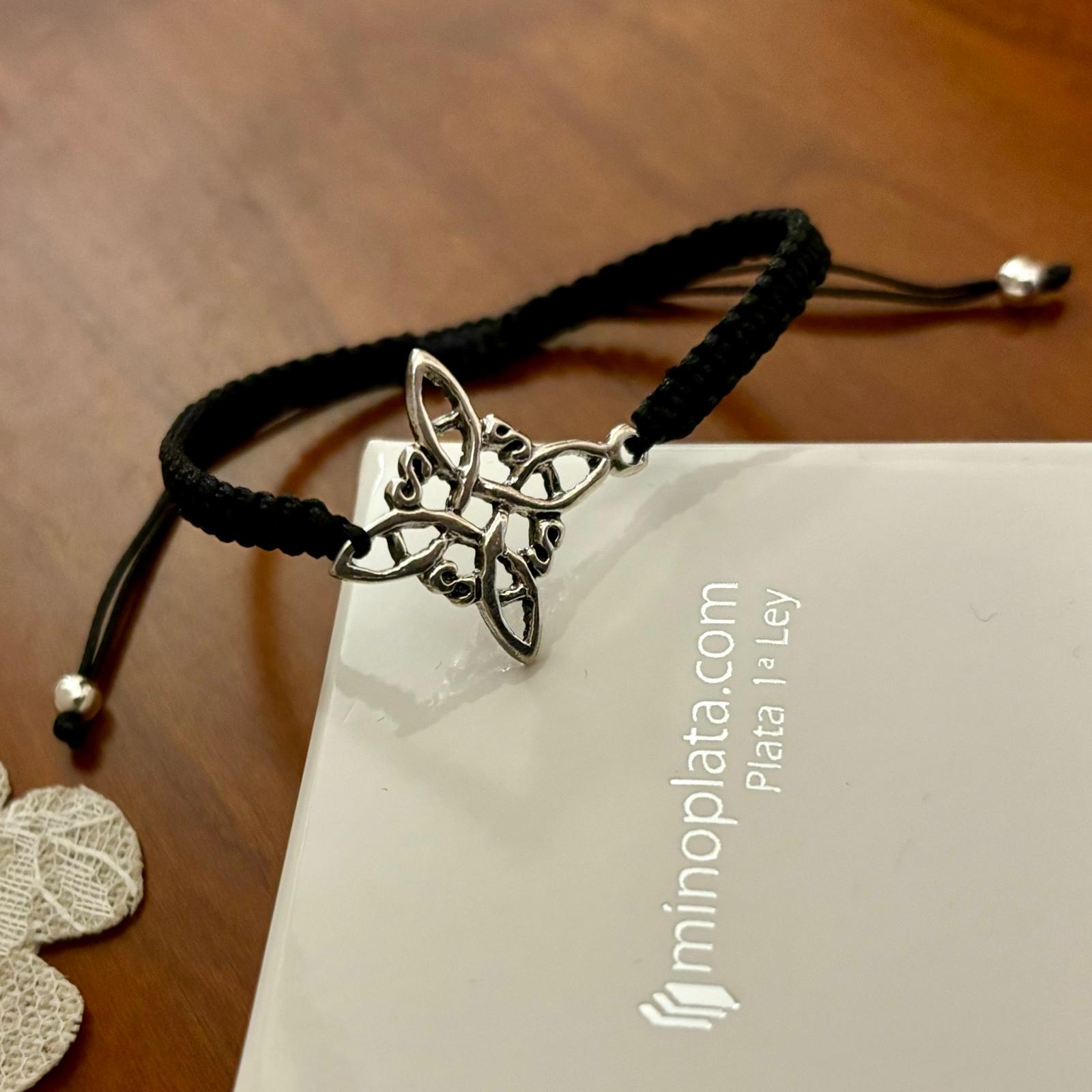 Pulsera nudo de bruja de Plata trenza hilo negro ajustable 3