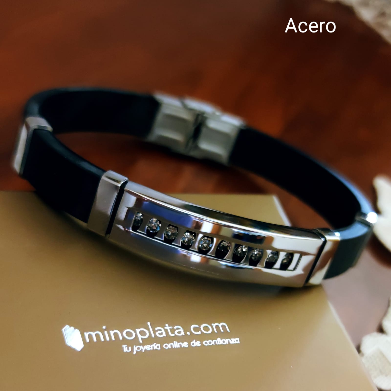 Pulsera Caucho negro y Acero inoxidable con piedras blancas