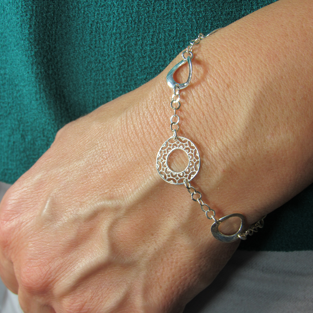 Pulsera calada circulos de Plata de ley 2