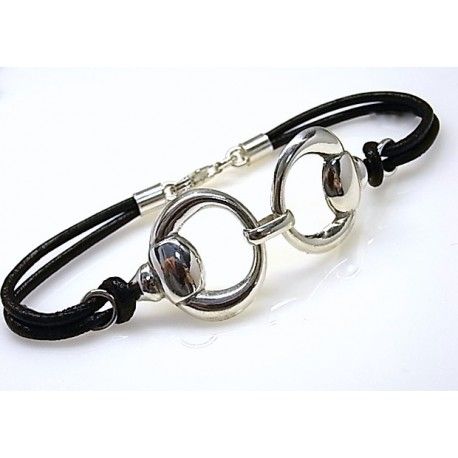Pulsera de cuero negro con estribos de Plata