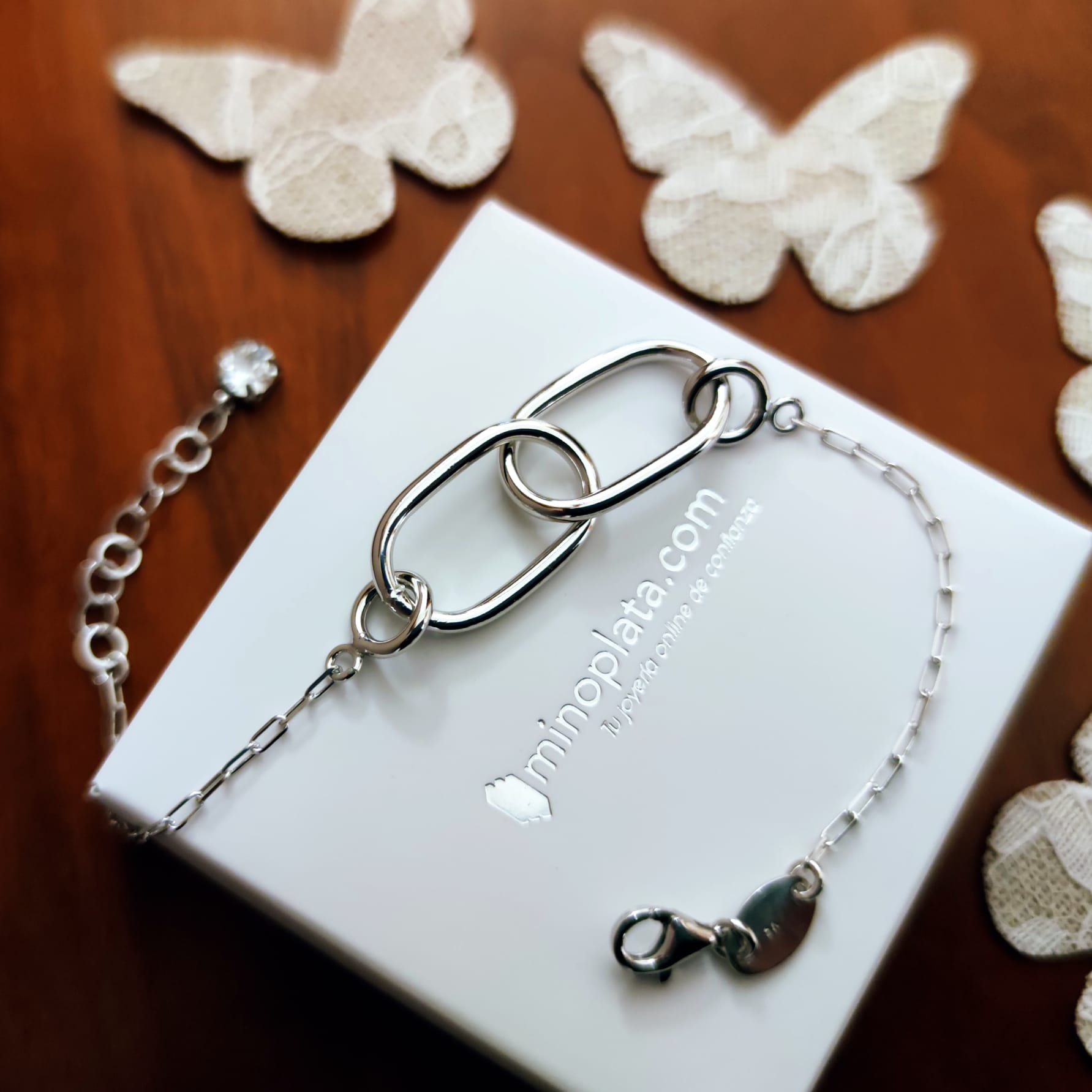Pulsera Danaec Crystal en Plata y Swarovski Victoria Cruz 2