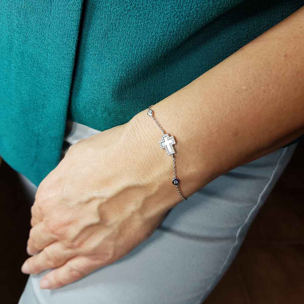 Pulsera de Plata rodiada con cruz de nácar y circonitas 1