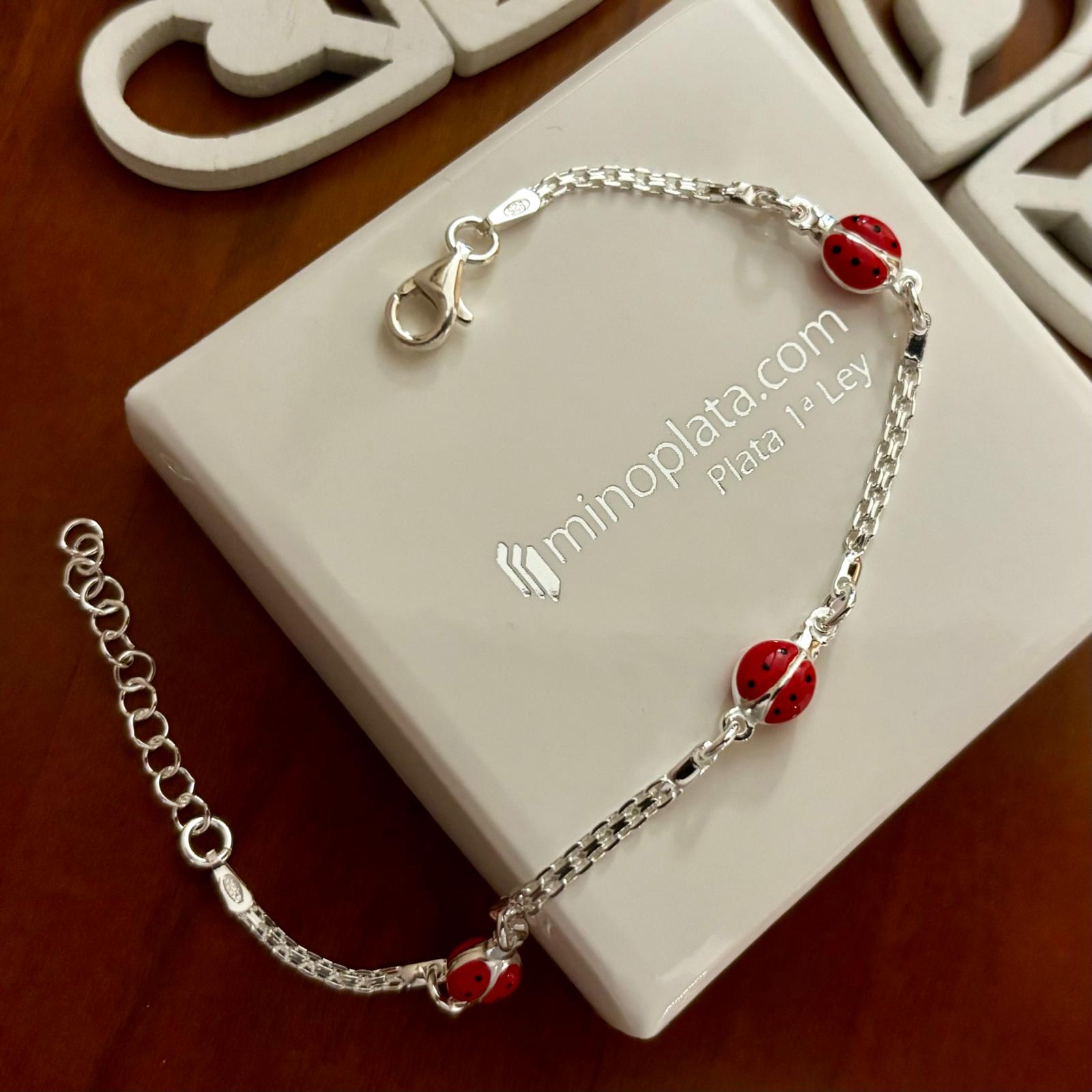 Pulsera infantil mariquitas rojas en Plata de ley 925 2