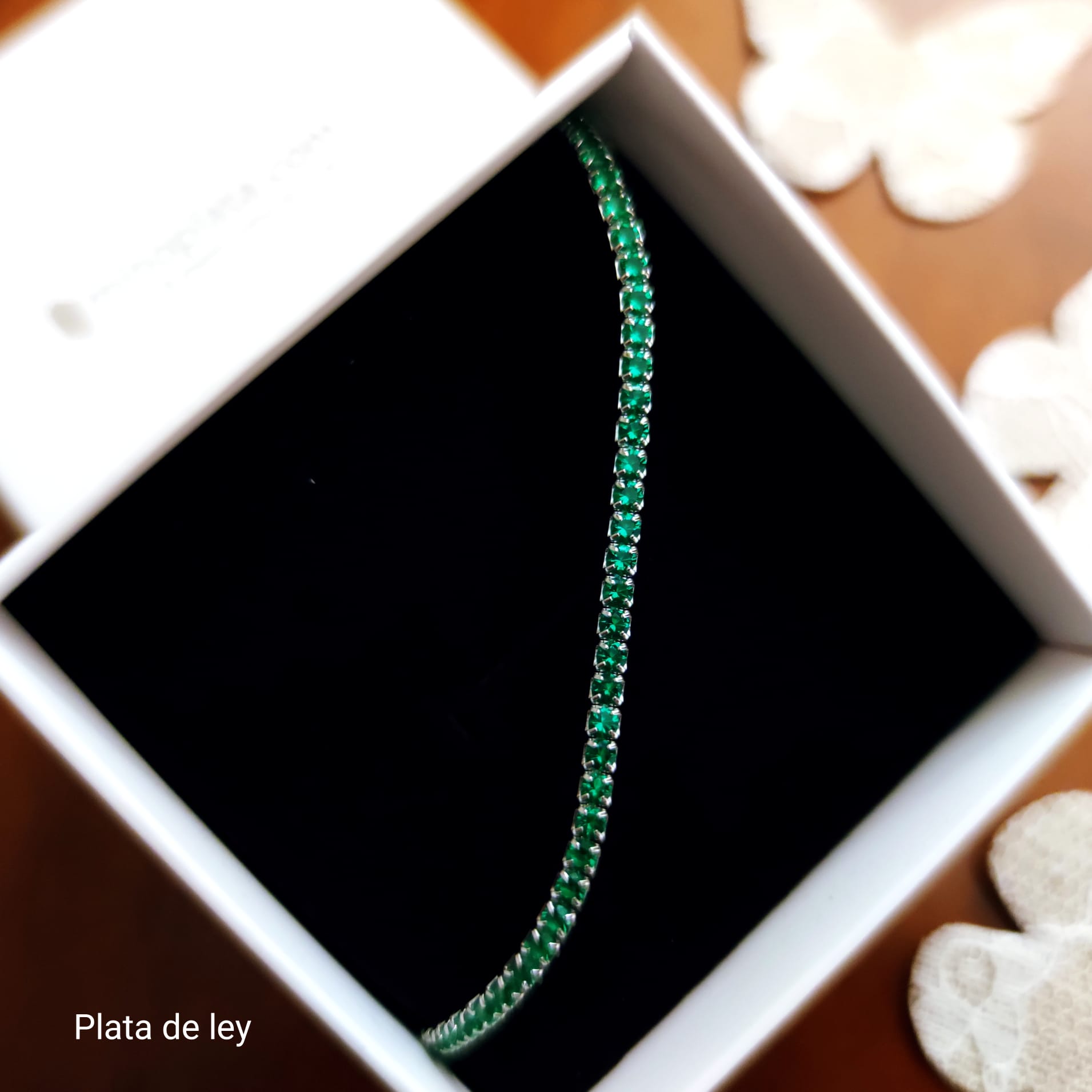 Pulsera de Plata de ley rodiada con Circonitas verdes tipo rivière