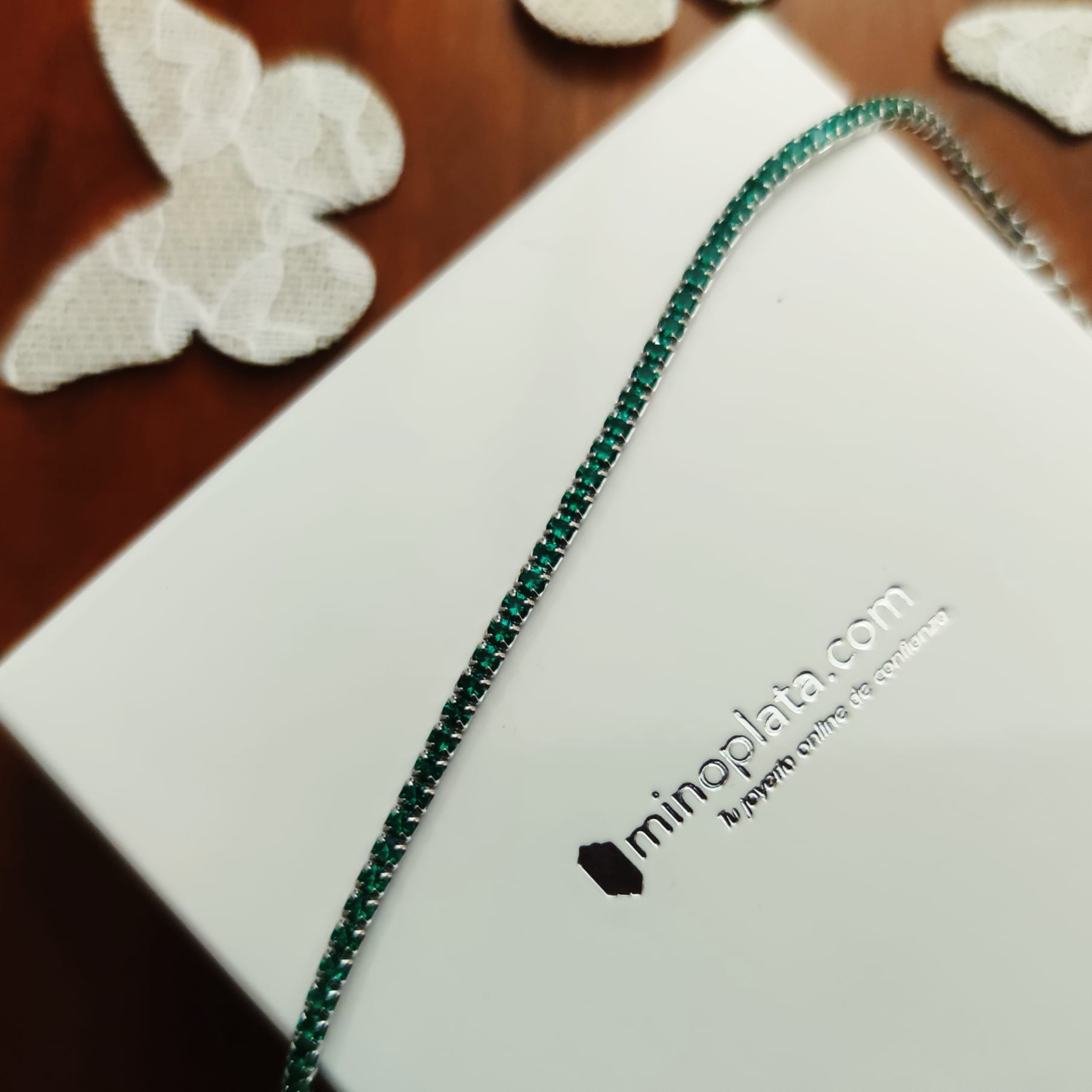 Pulsera de Plata de ley rodiada con Circonitas verdes tipo rivière 3