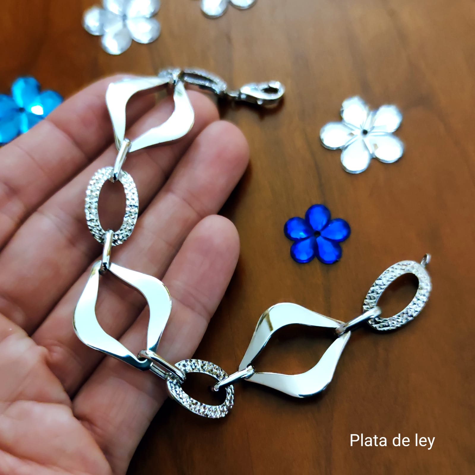 Pulsera eslabones lisos y tallados de Plata de ley rodiada
