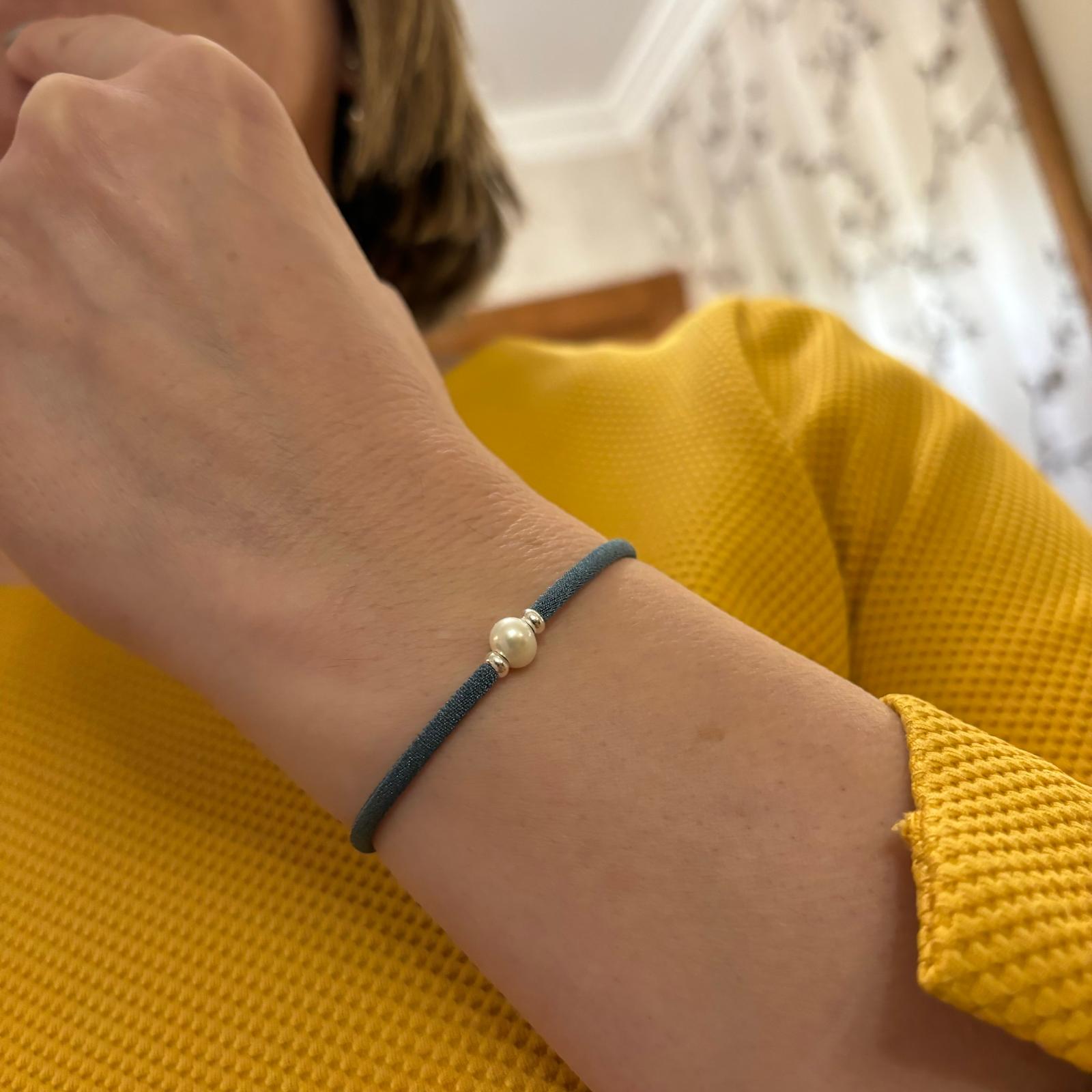 Pulsera azul elástica y ajustable con Perla cultivada y Plata de ley 925 4
