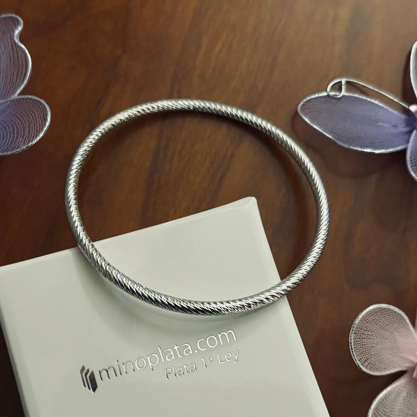 Pulsera tallada de Plata de ley rodiada con muelle elástico 55mm 2