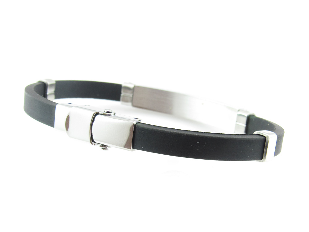 Pulsera de Acero y Caucho negro con placa decorada 1