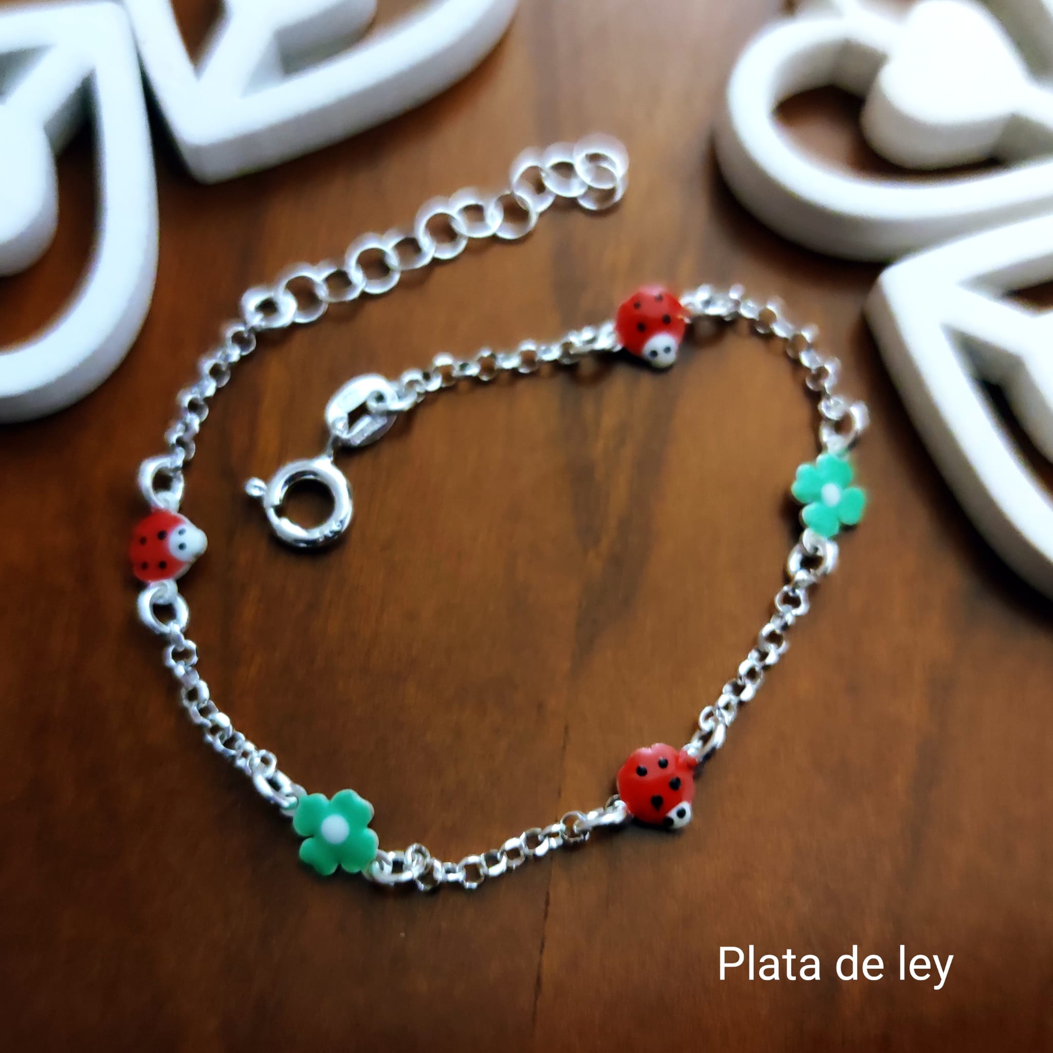 Pulsera infantil de Plata de ley con Mariquitas y Tréboles 2