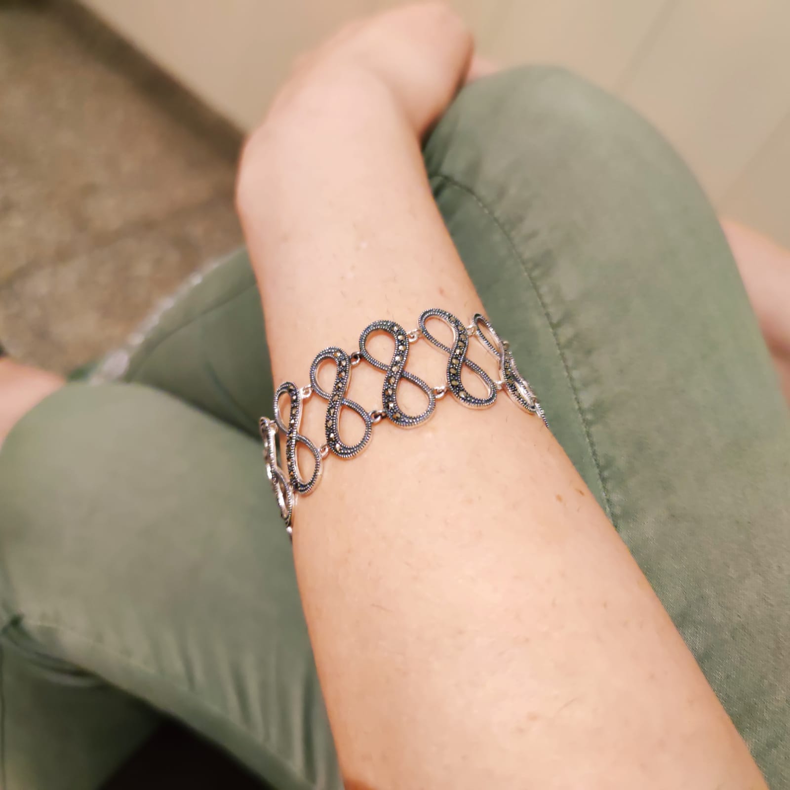 Pulsera brazalete infinitos de Plata vieja con piedras Marcasita 3