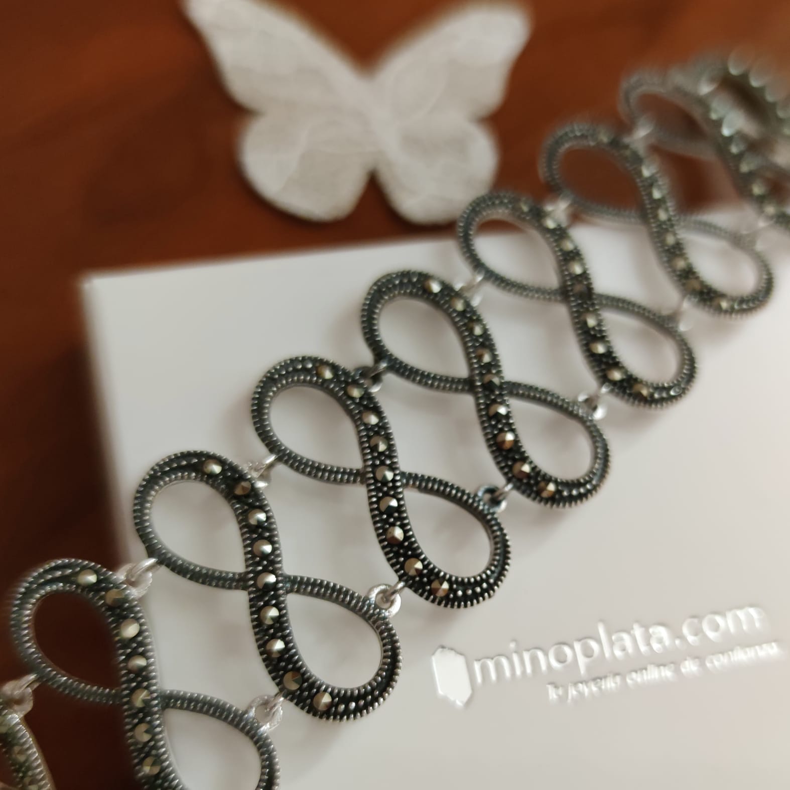 Pulsera brazalete infinitos de Plata vieja con piedras Marcasita 5