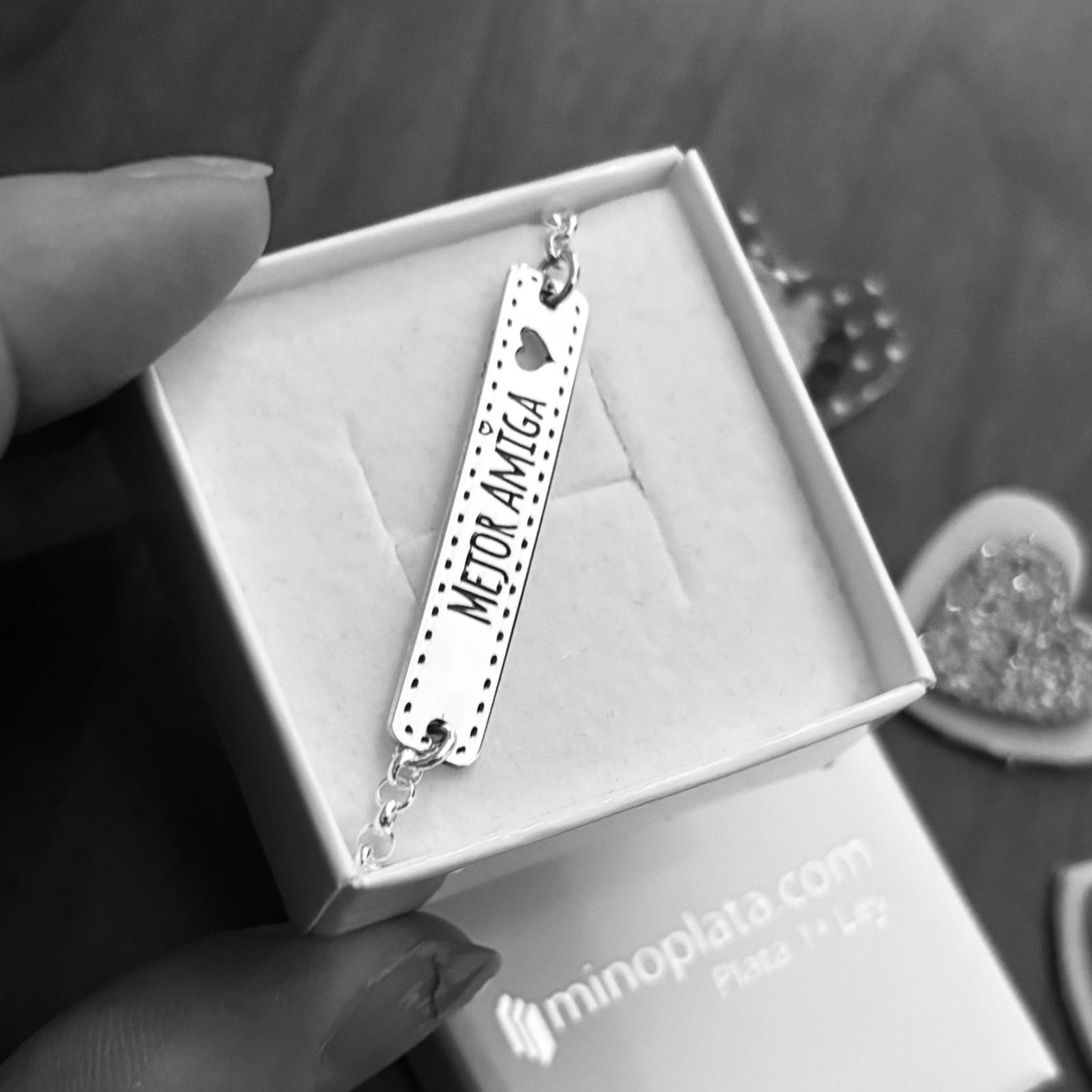 Pulsera en Plata con mensaje grabado 